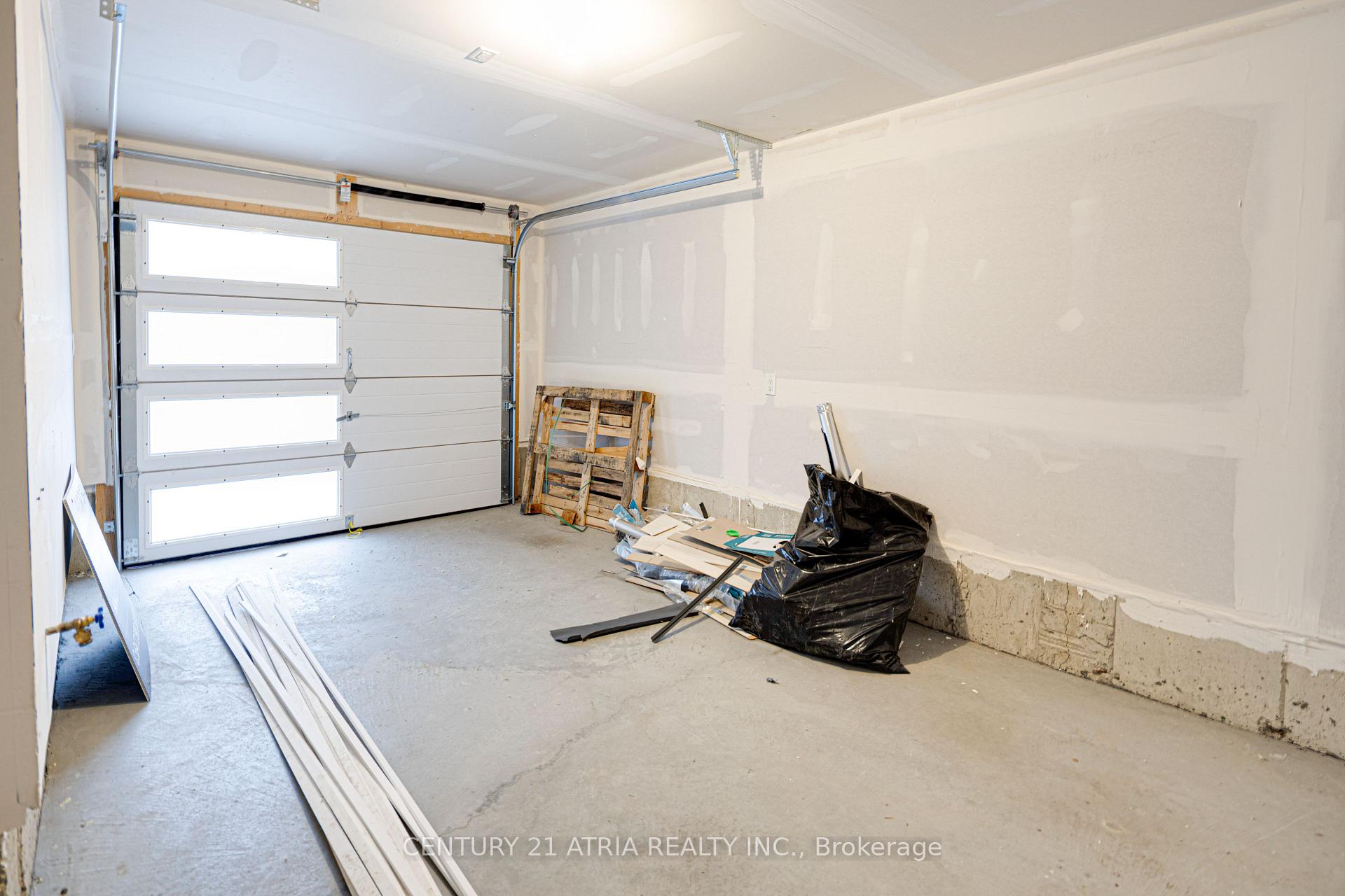 Photo 21 of Unit 602, 1865 Pickering Parkway, Pickering, Village East — HOMEH