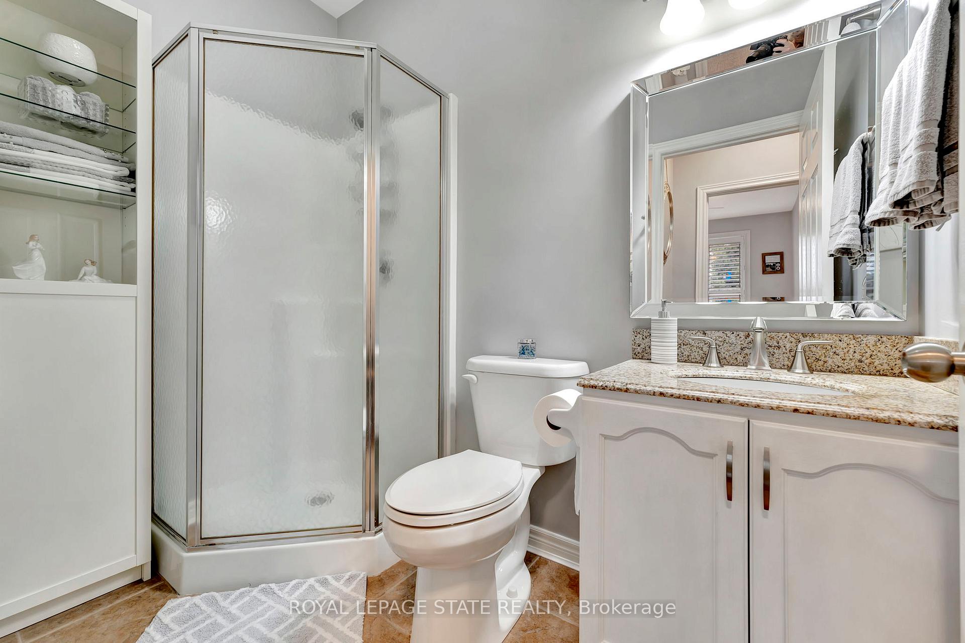 Photo 13 of 19 Critzia Drive, Hamilton, Rural Glanbrook — HOMEH
