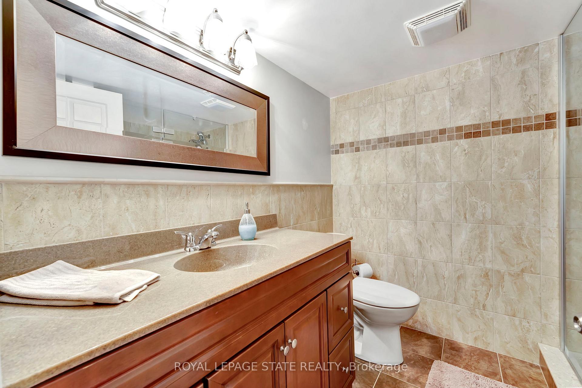 Photo 21 of 19 Critzia Drive, Hamilton, Rural Glanbrook — HOMEH