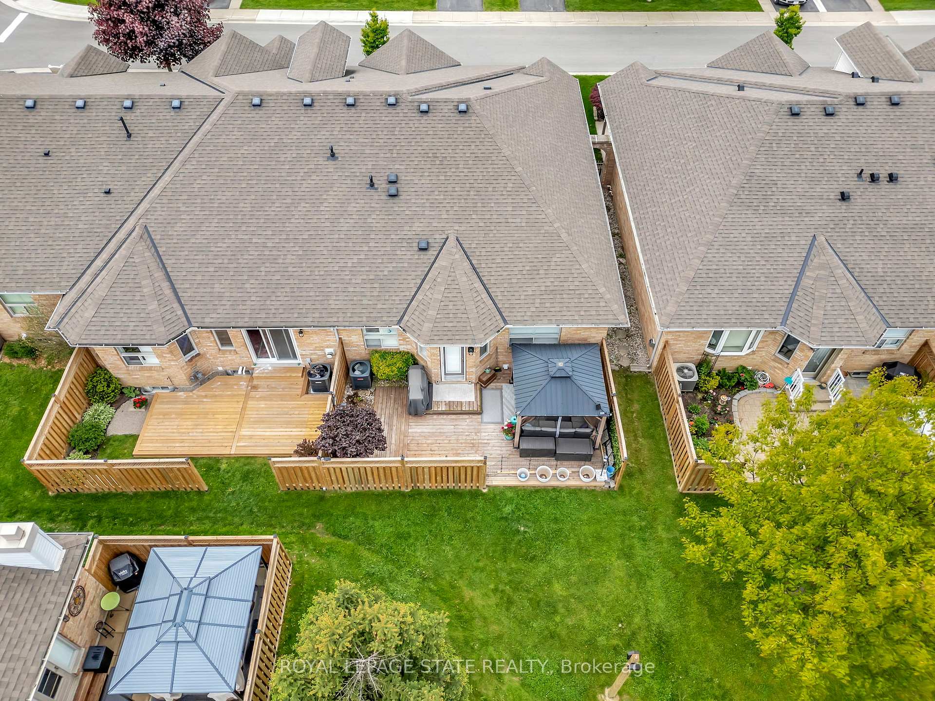 Photo 40 of 19 Critzia Drive, Hamilton, Rural Glanbrook — HOMEH