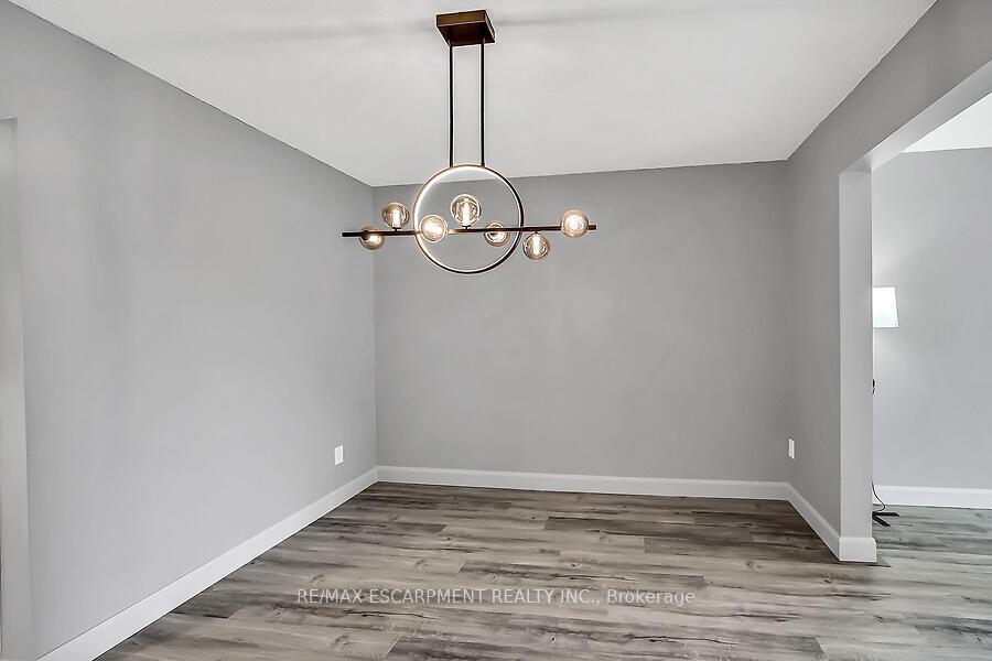 Photo 2 of Unit 47, 1115 Paramount Drive, Hamilton, Stoney Creek — HOMEH