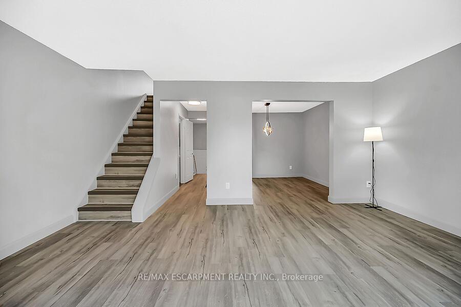 Photo 30 of Unit 47, 1115 Paramount Drive, Hamilton, Stoney Creek — HOMEH