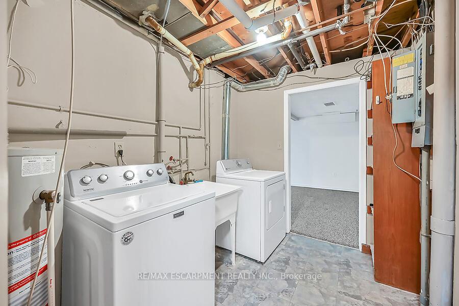 Photo 12 of Unit 47, 1115 Paramount Drive, Hamilton, Stoney Creek — HOMEH