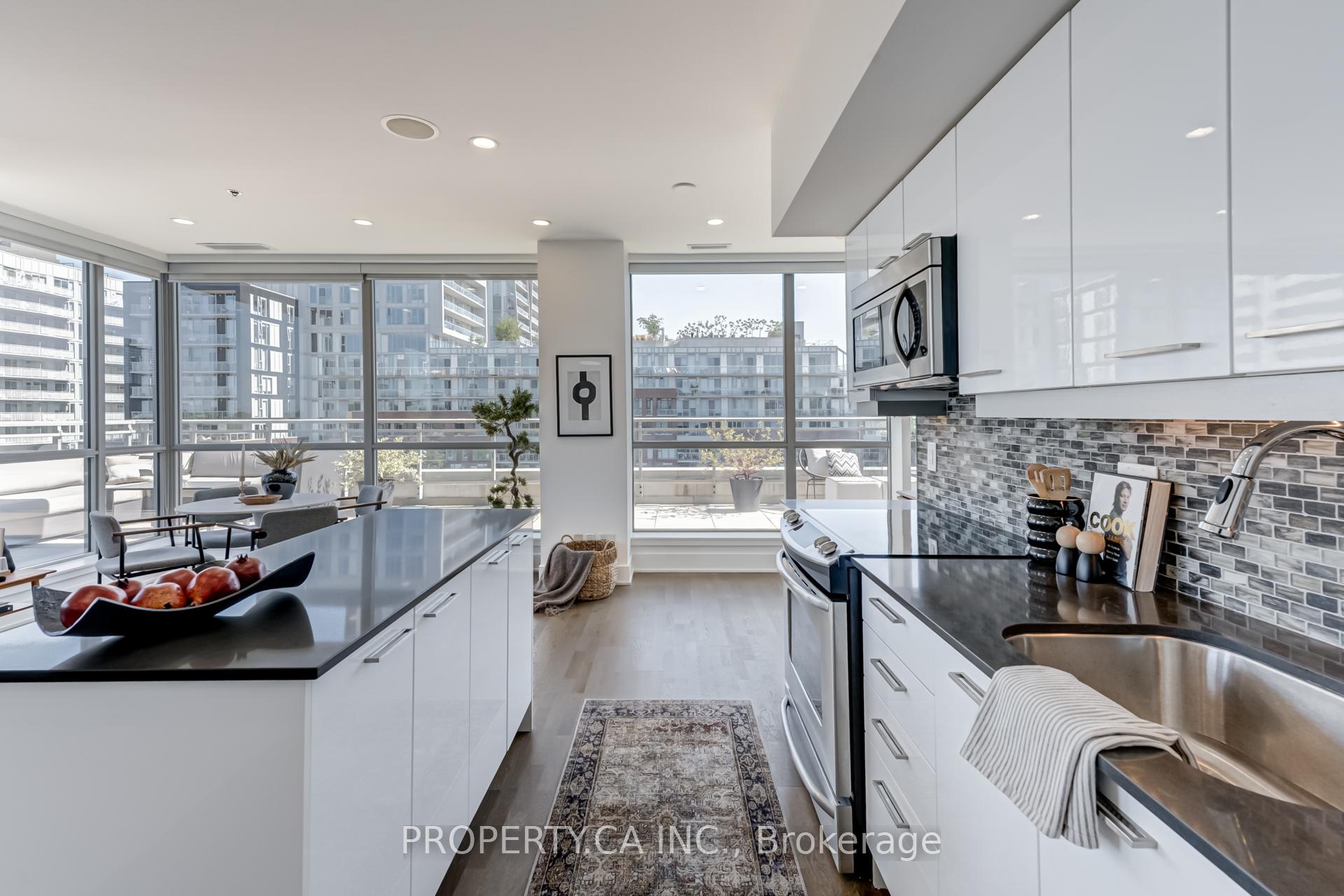 Photo 5 of Unit Ph807, 630 Queen Street E, Toronto, South Riverdale — HOMEH