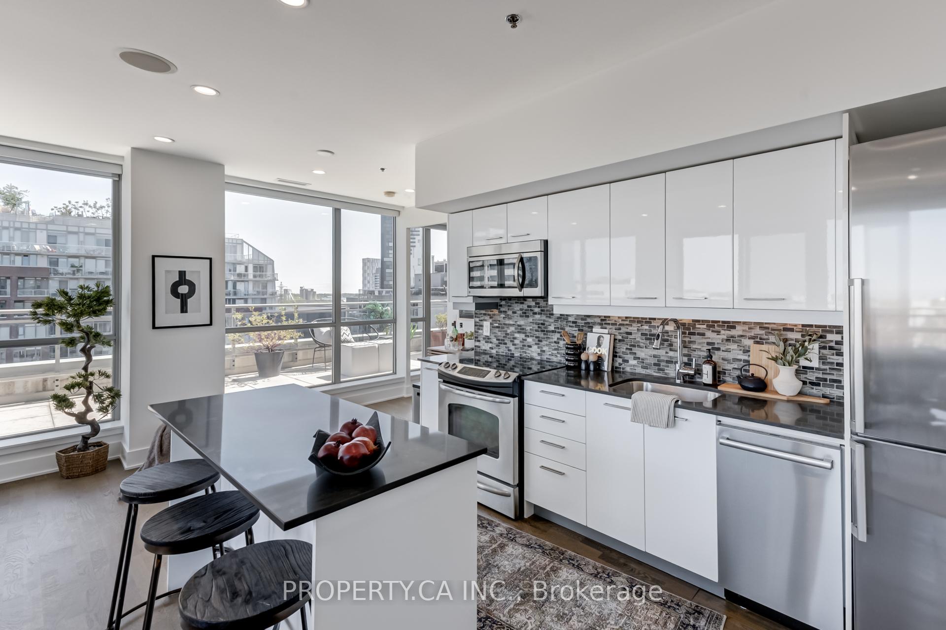 Photo 7 of Unit Ph807, 630 Queen Street E, Toronto, South Riverdale — HOMEH