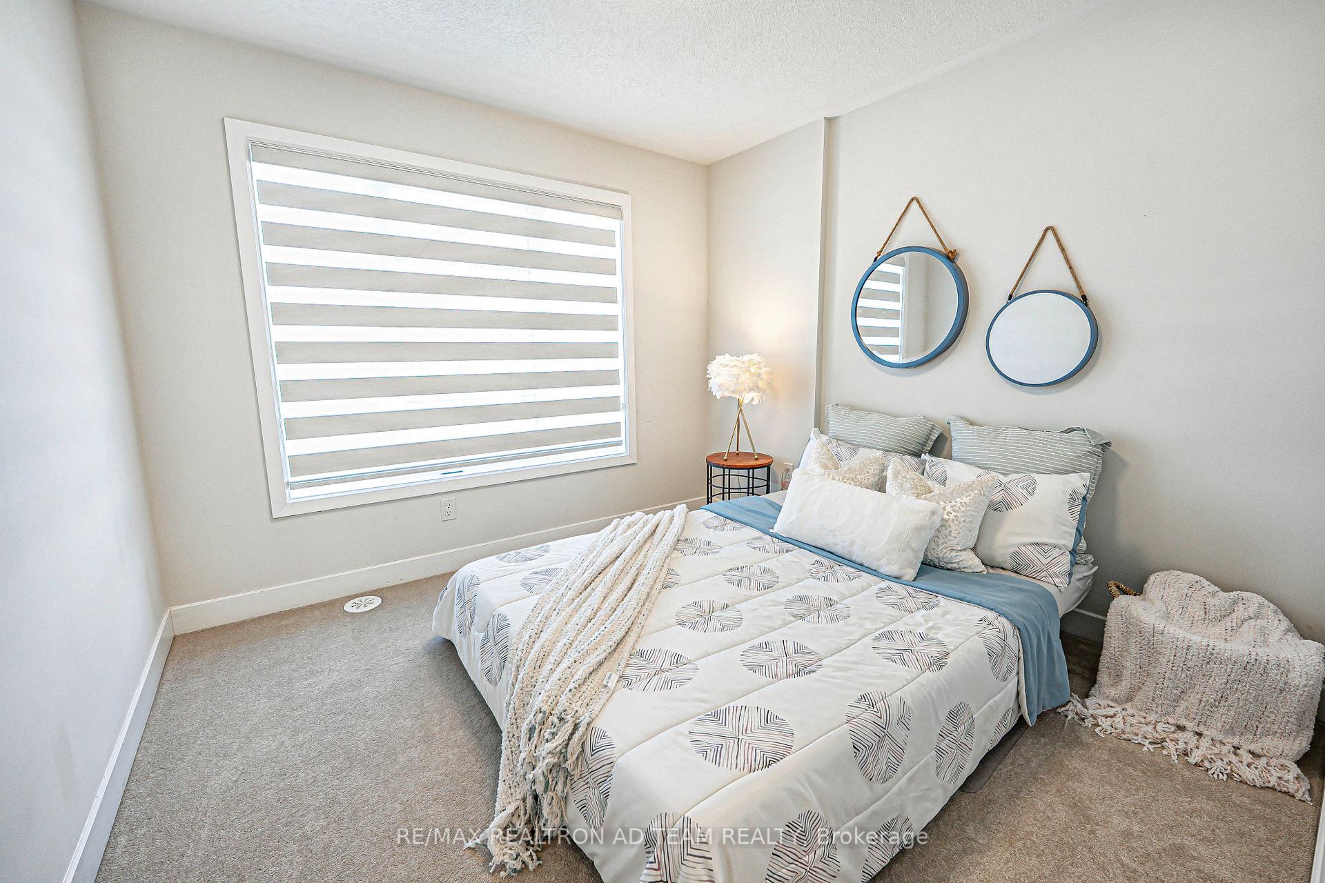 Photo 21 of 54 Shawfield Way, Whitby, Pringle Creek — HOMEH