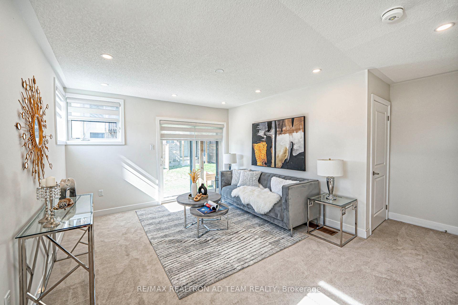 Photo 20 of 54 Shawfield Way, Whitby, Pringle Creek — HOMEH