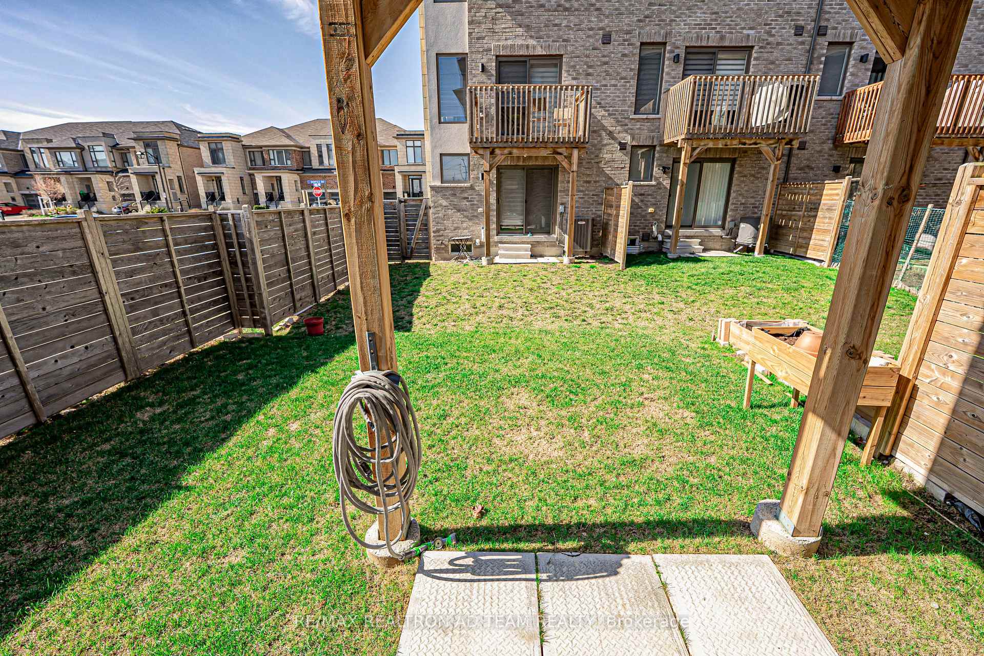 Photo 15 of 54 Shawfield Way, Whitby, Pringle Creek — HOMEH