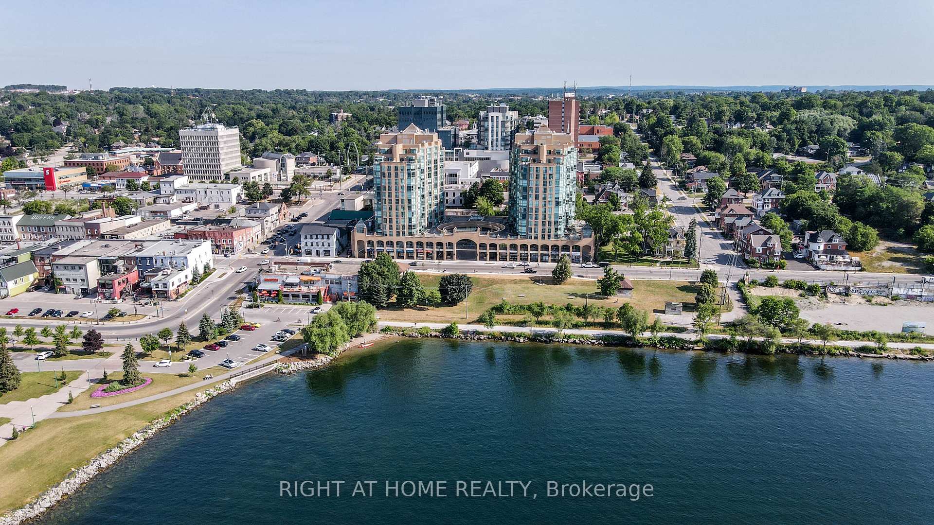 Photo 5 of Unit 605, 150 Dunlop Street E, Barrie, City Centre — HOMEH