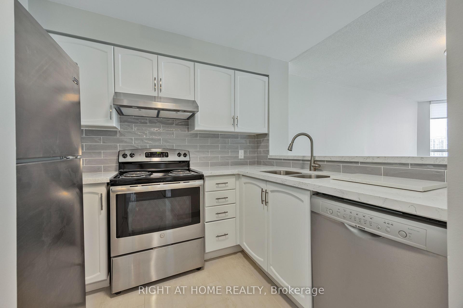Photo 15 of Unit 605, 150 Dunlop Street E, Barrie, City Centre — HOMEH