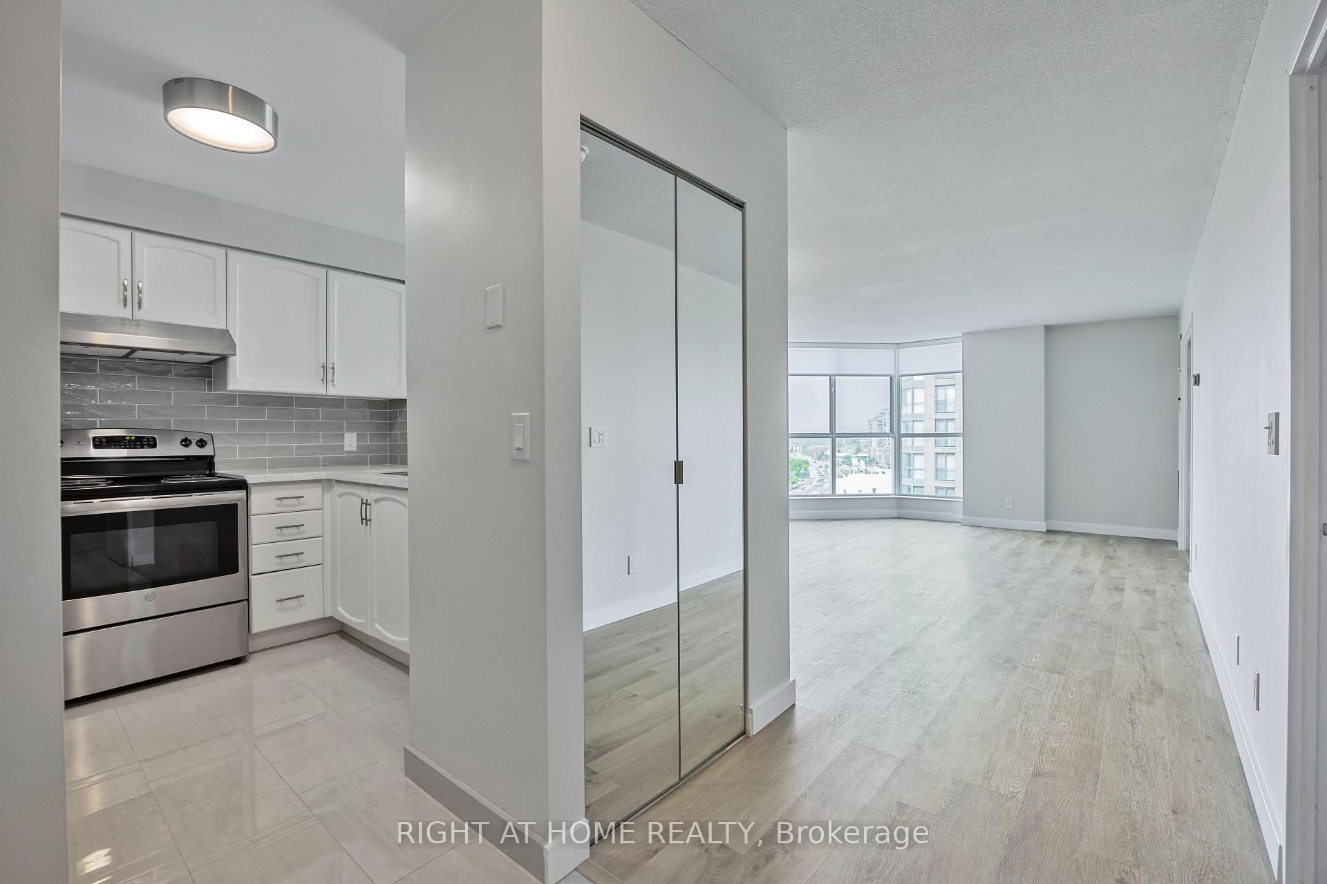 Photo 26 of Unit 605, 150 Dunlop Street E, Barrie, City Centre — HOMEH