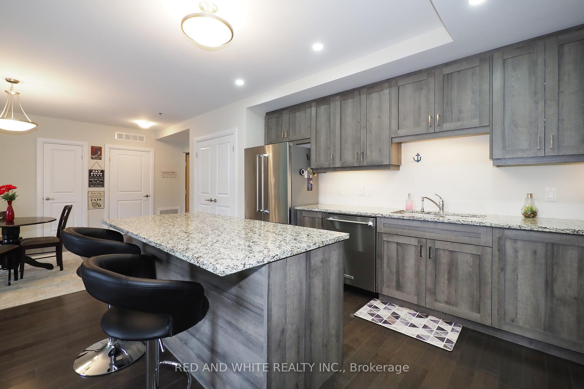 Photo 19 of Unit 101, 245 Grey Silo Road, Waterloo — HOMEH