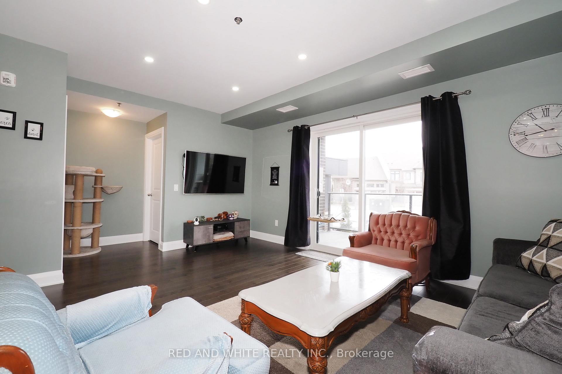 Photo 14 of Unit 101, 245 Grey Silo Road, Waterloo — HOMEH