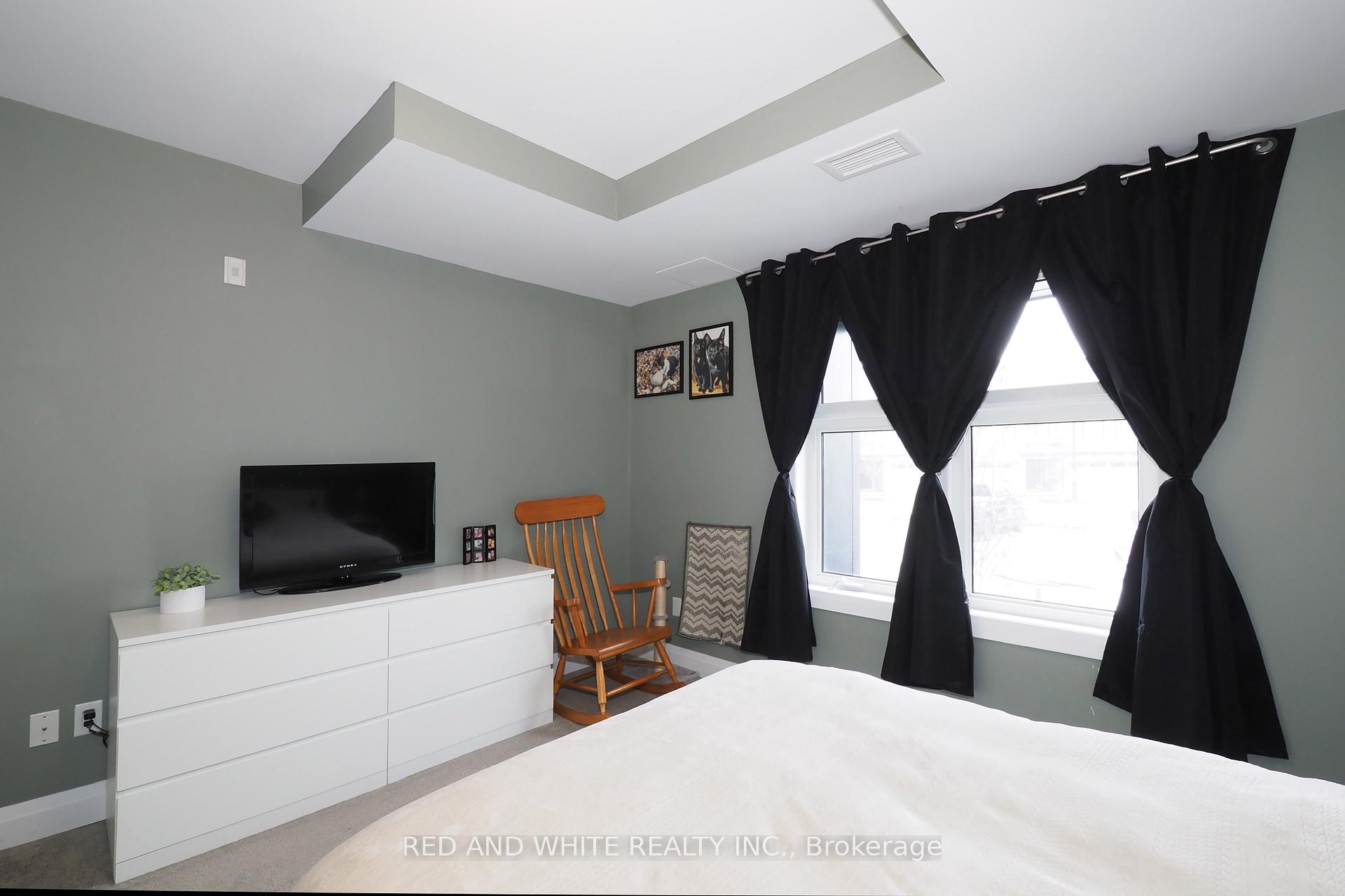 Photo 16 of Unit 101, 245 Grey Silo Road, Waterloo — HOMEH