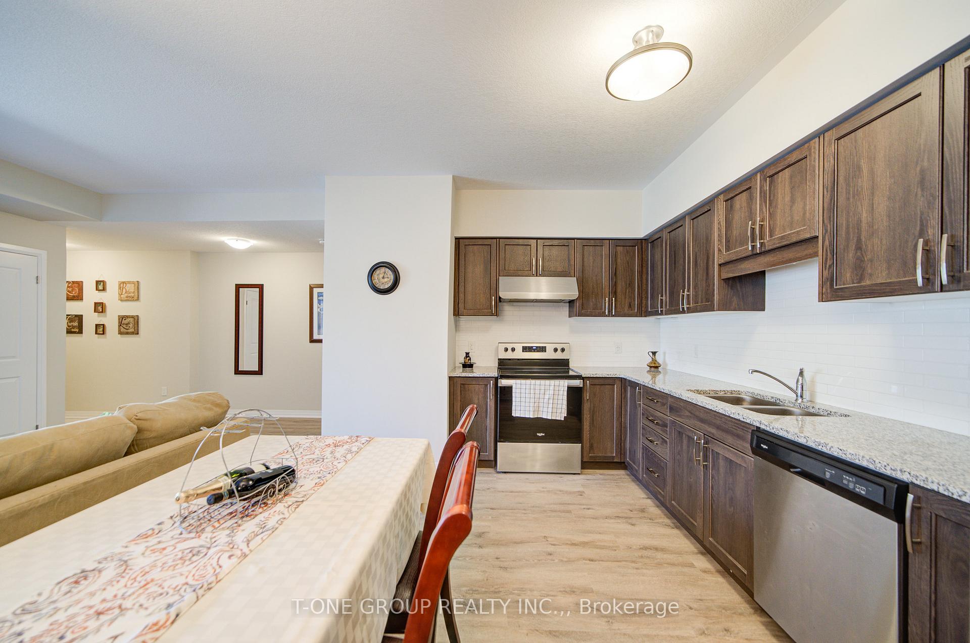 Photo 8 of 30 Vitality Drive, Kitchener — HOMEH