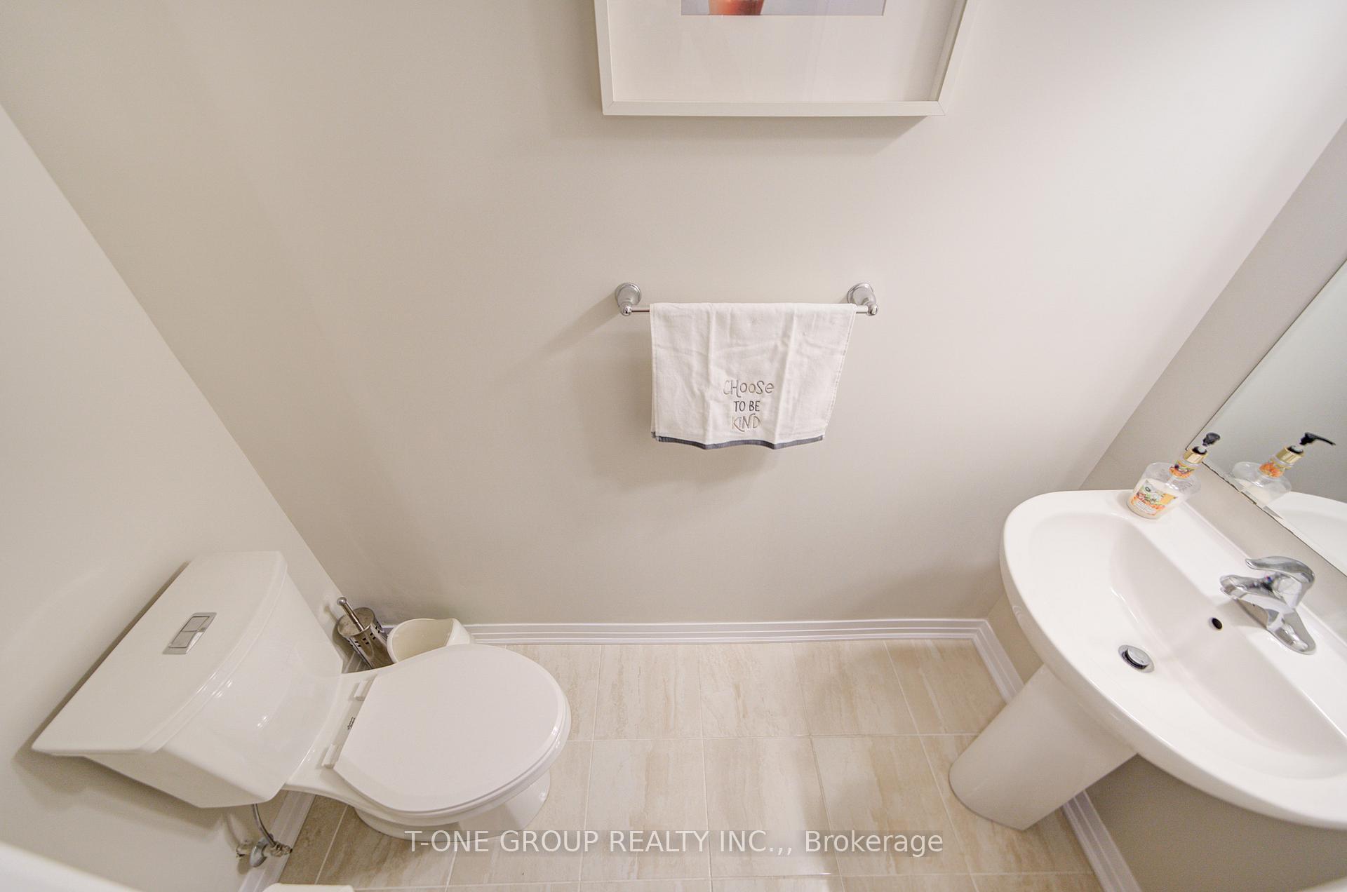 Photo 12 of 30 Vitality Drive, Kitchener — HOMEH