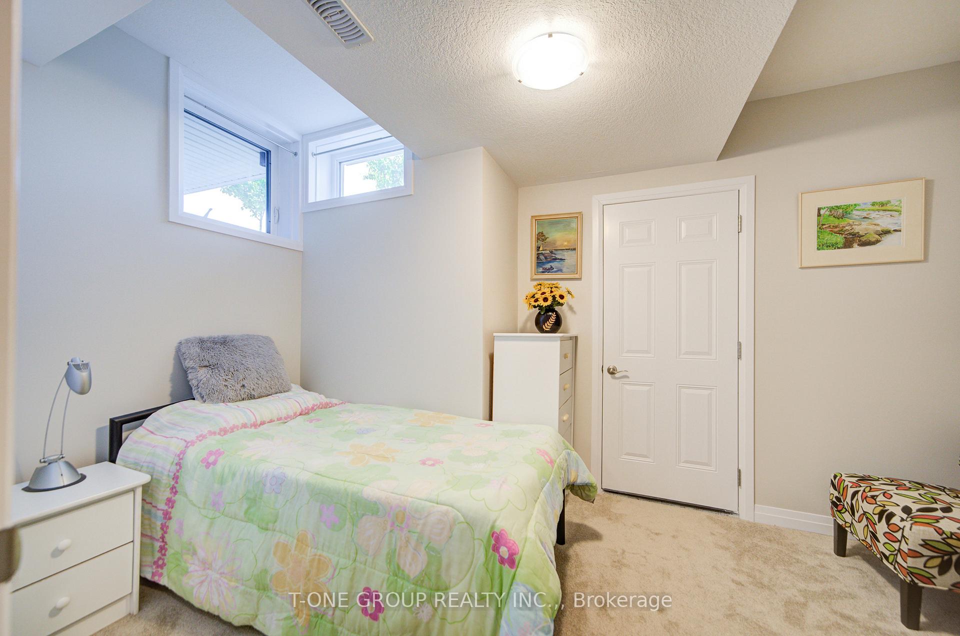 Photo 26 of 30 Vitality Drive, Kitchener — HOMEH