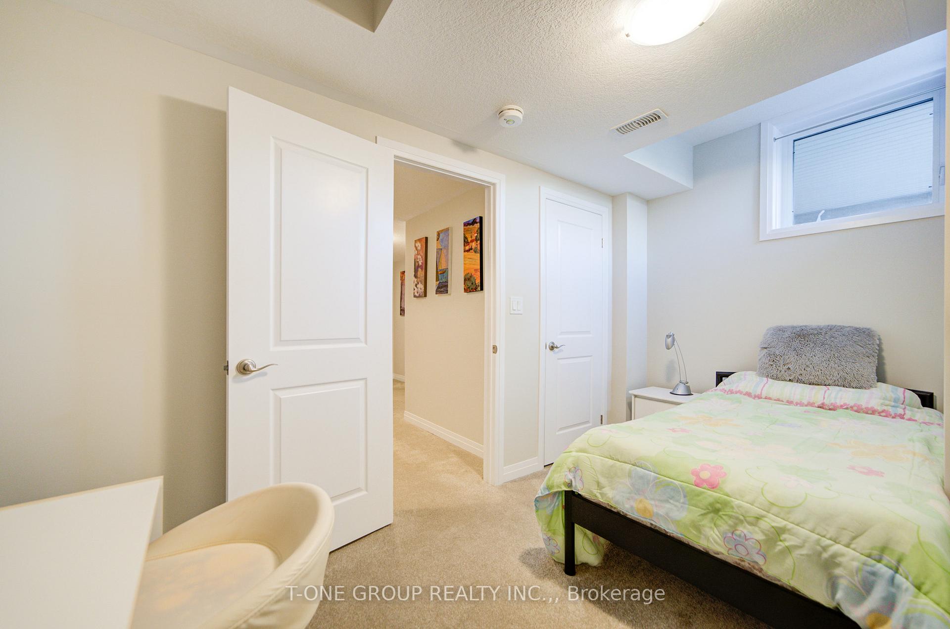 Photo 25 of 30 Vitality Drive, Kitchener — HOMEH