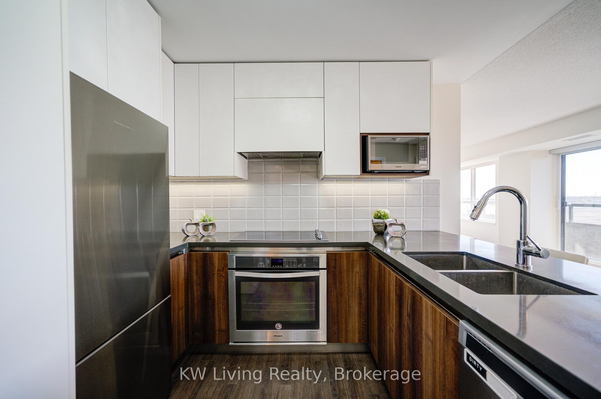 Photo 16 of Unit 1205, 15 Water Walk Drive, Markham, Unionville — HOMEH