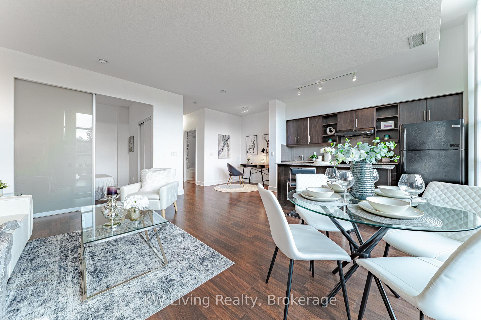 Photo 5 of Unit 102, 35 Brian Peck Crescent, Toronto, Thorncliffe Park — HOMEH