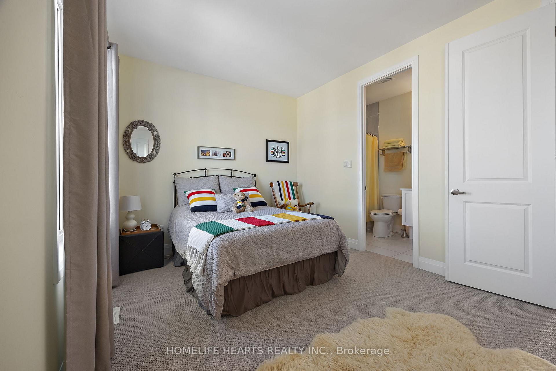 Photo 14 of Unit 2, 315 Lakebreeze Drive, Clarington, Newcastle — HOMEH
