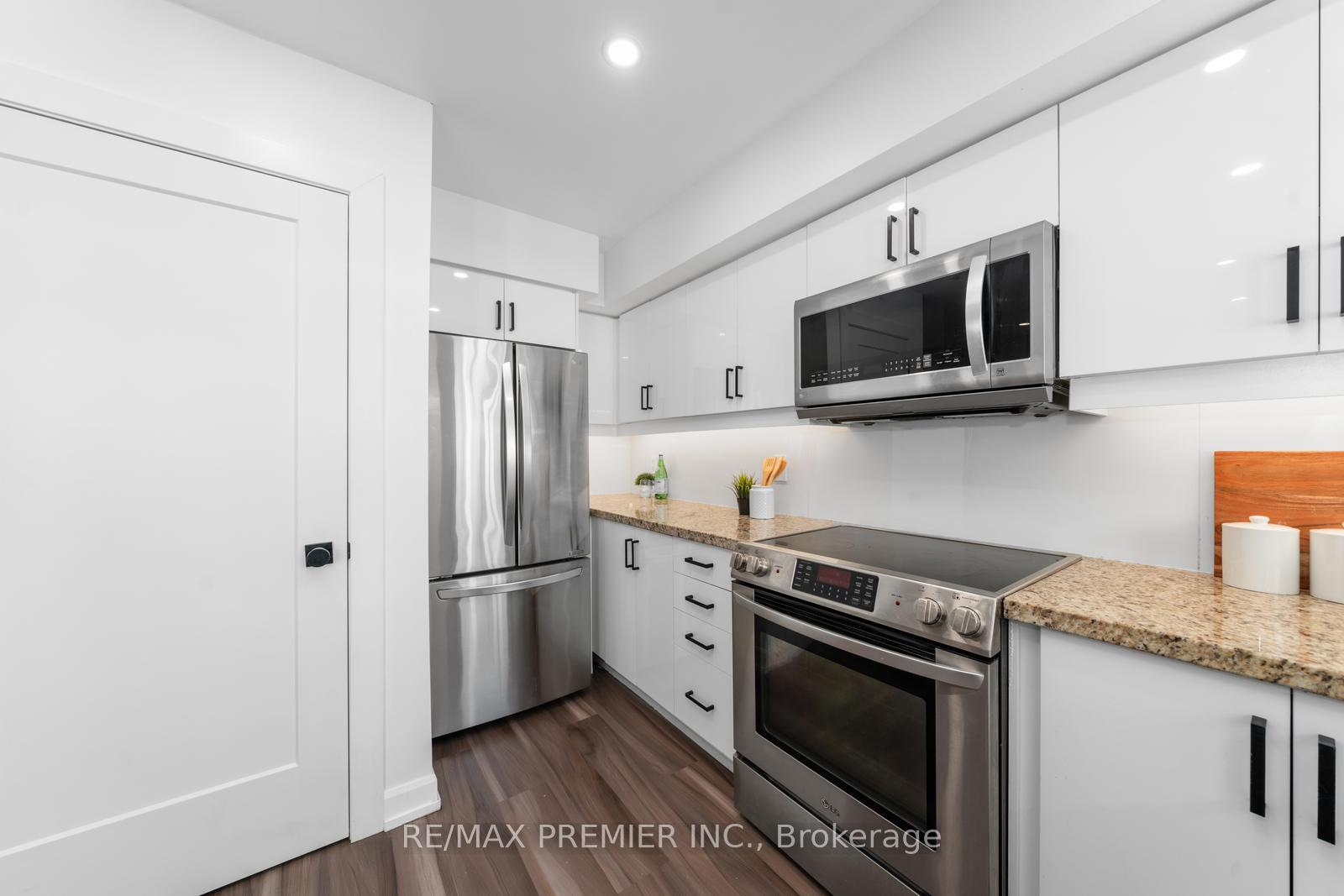 Photo 22 of Unit 616, 140 Widdicombe Hill Boulevard, Etobicoke, Willowridge-Martingrove-Richview — HOMEH