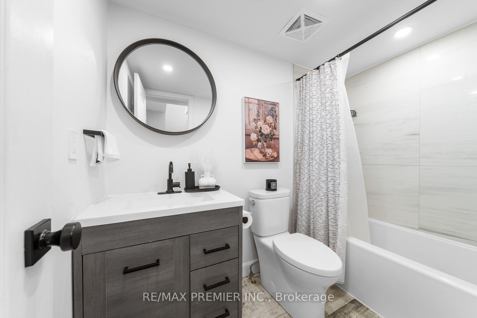 Photo 32 of Unit 616, 140 Widdicombe Hill Boulevard, Etobicoke, Willowridge-Martingrove-Richview — HOMEH