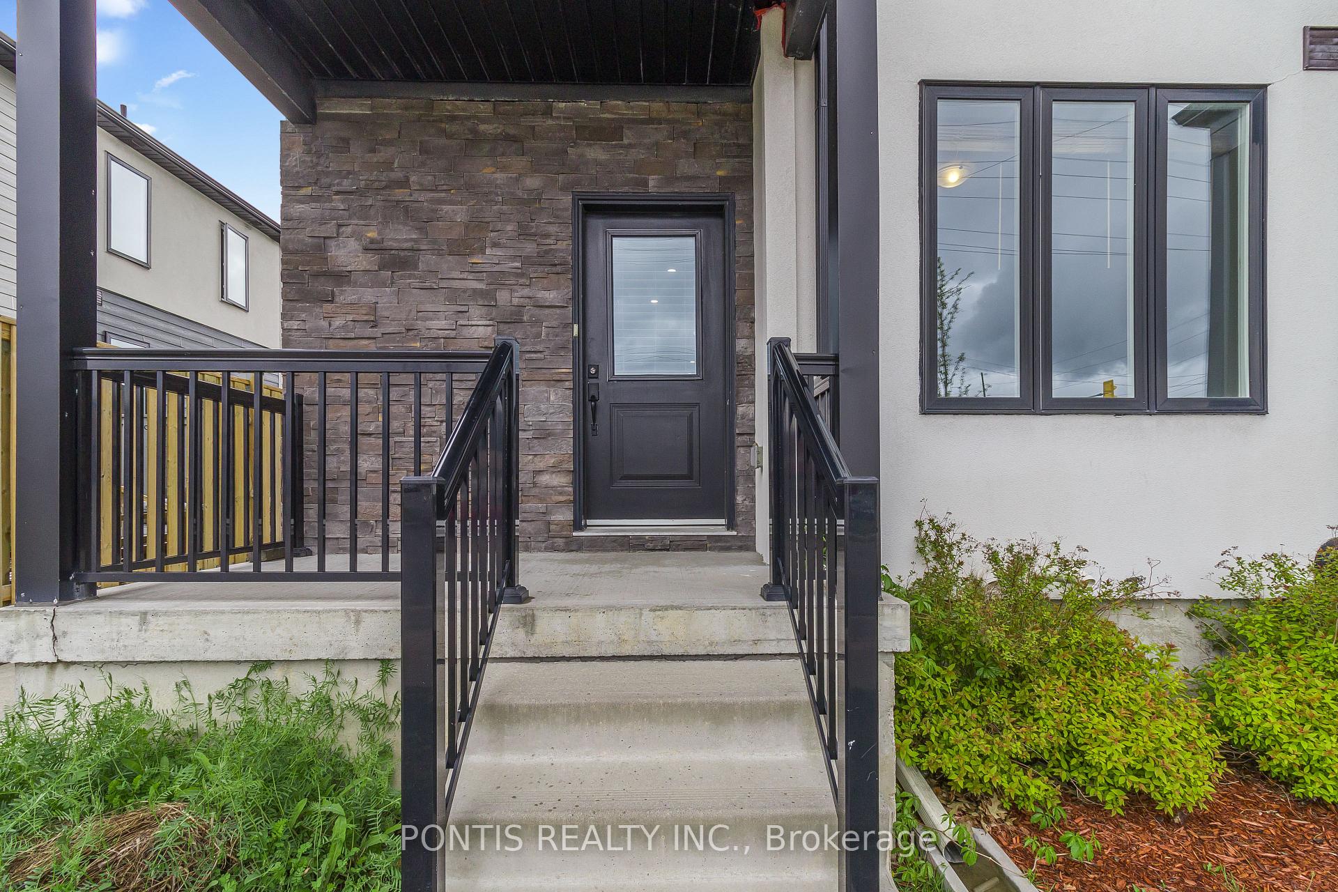 Photo 11 of Unit 18, 21 Stonehart Lane, Barrie, East Bayfield — HOMEH