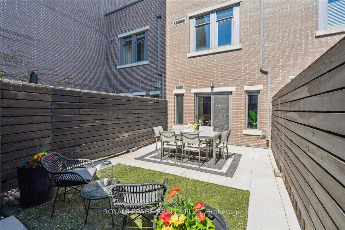 Photo 40 of 2B Percy Street, Toronto, Moss Park — HOMEH