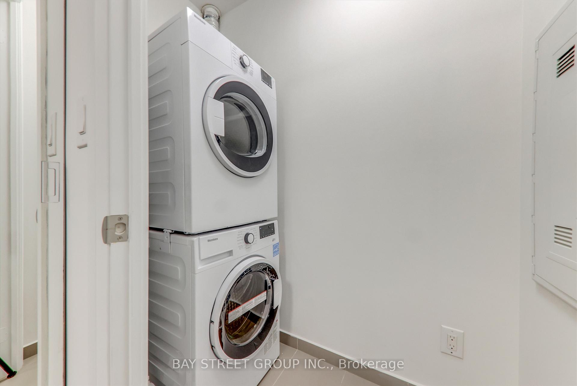 Photo 5 of Unit #116, 28 Uptown Drive, Markham, Unionville — HOMEH