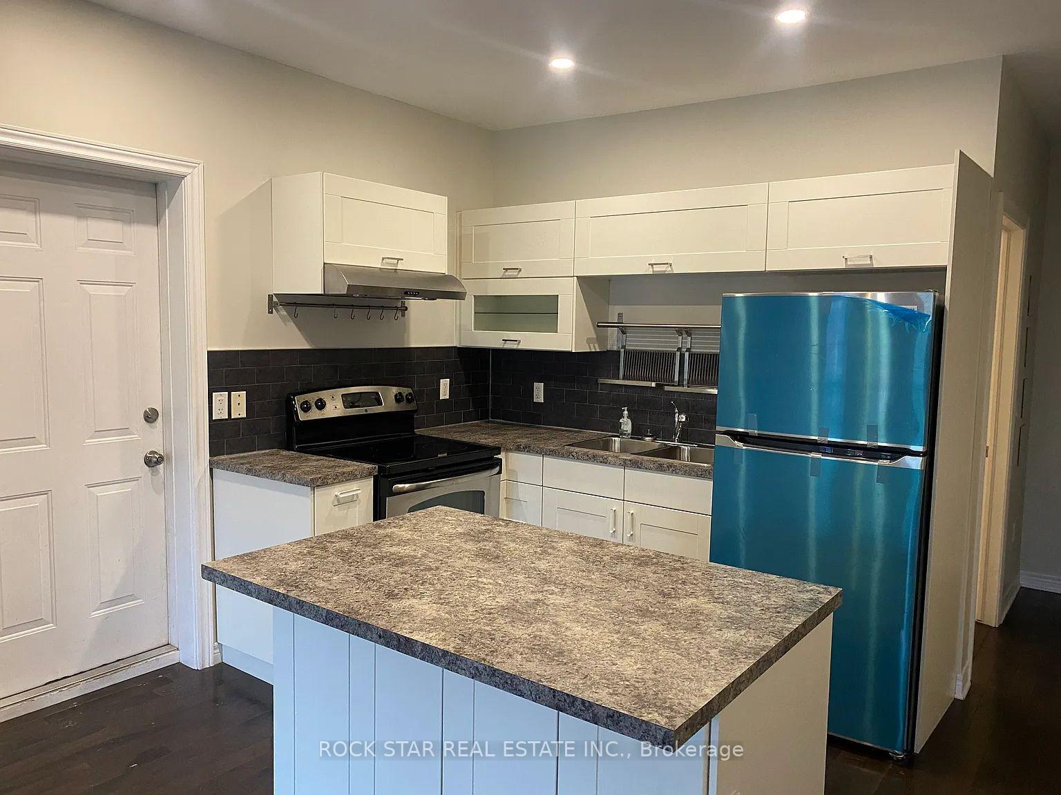 Photo 5 of Unit Unit 2/2nd Floor, 322 Queen Street, Hamilton, Kirkendall — HOMEH