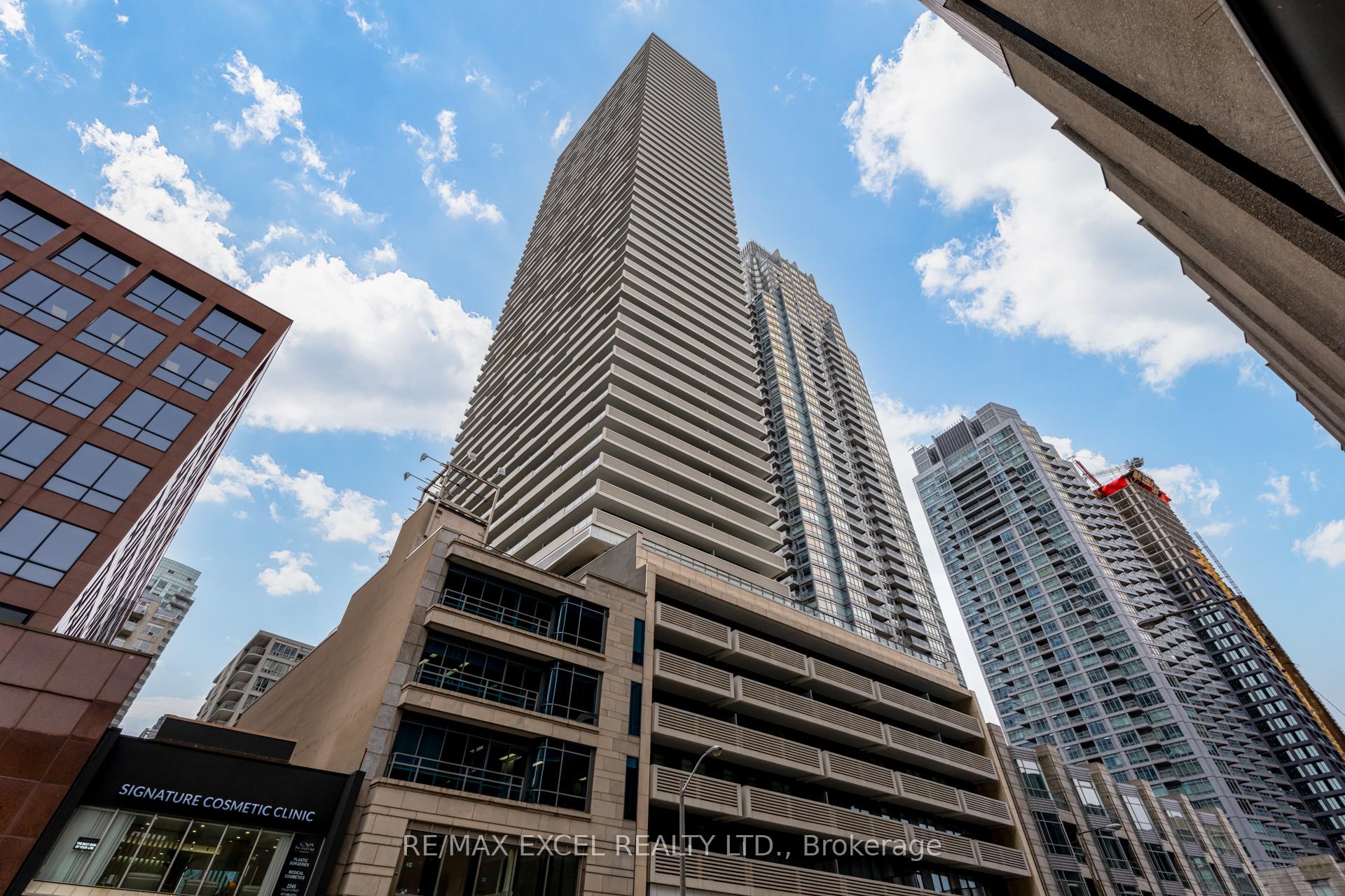 Photo 1 of Unit 2911, 2221 Yonge Street, Toronto, Mount Pleasant West — HOMEH