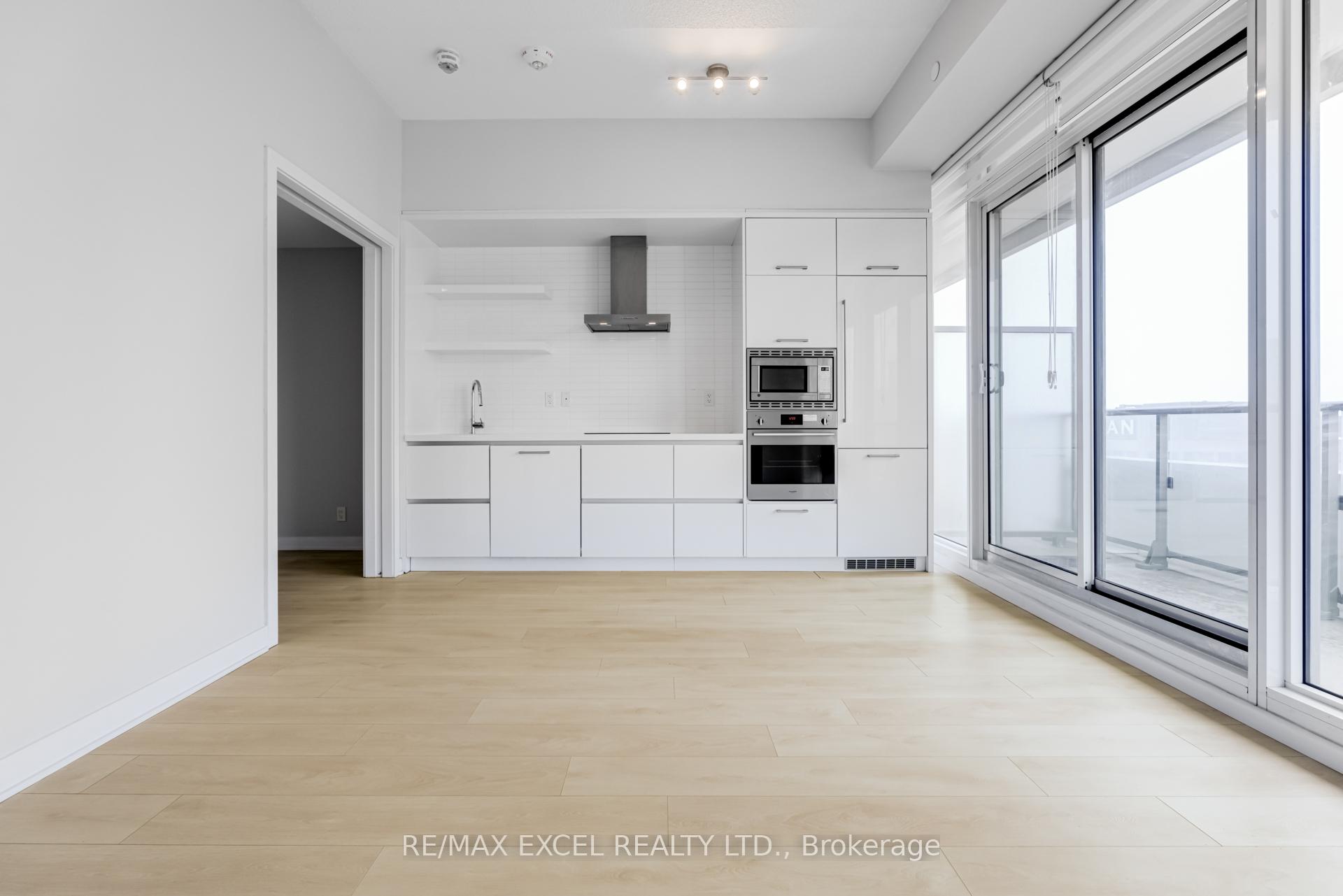 Photo 8 of Unit 2911, 2221 Yonge Street, Toronto, Mount Pleasant West — HOMEH