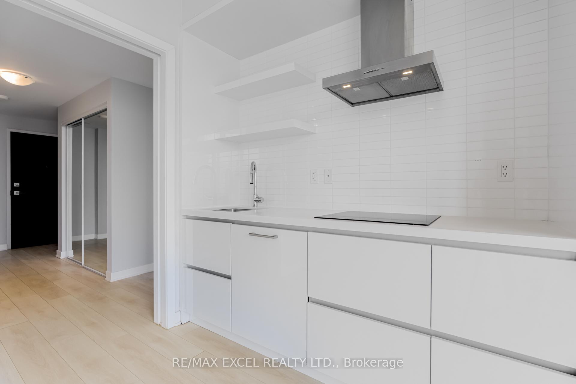 Photo 9 of Unit 2911, 2221 Yonge Street, Toronto, Mount Pleasant West — HOMEH