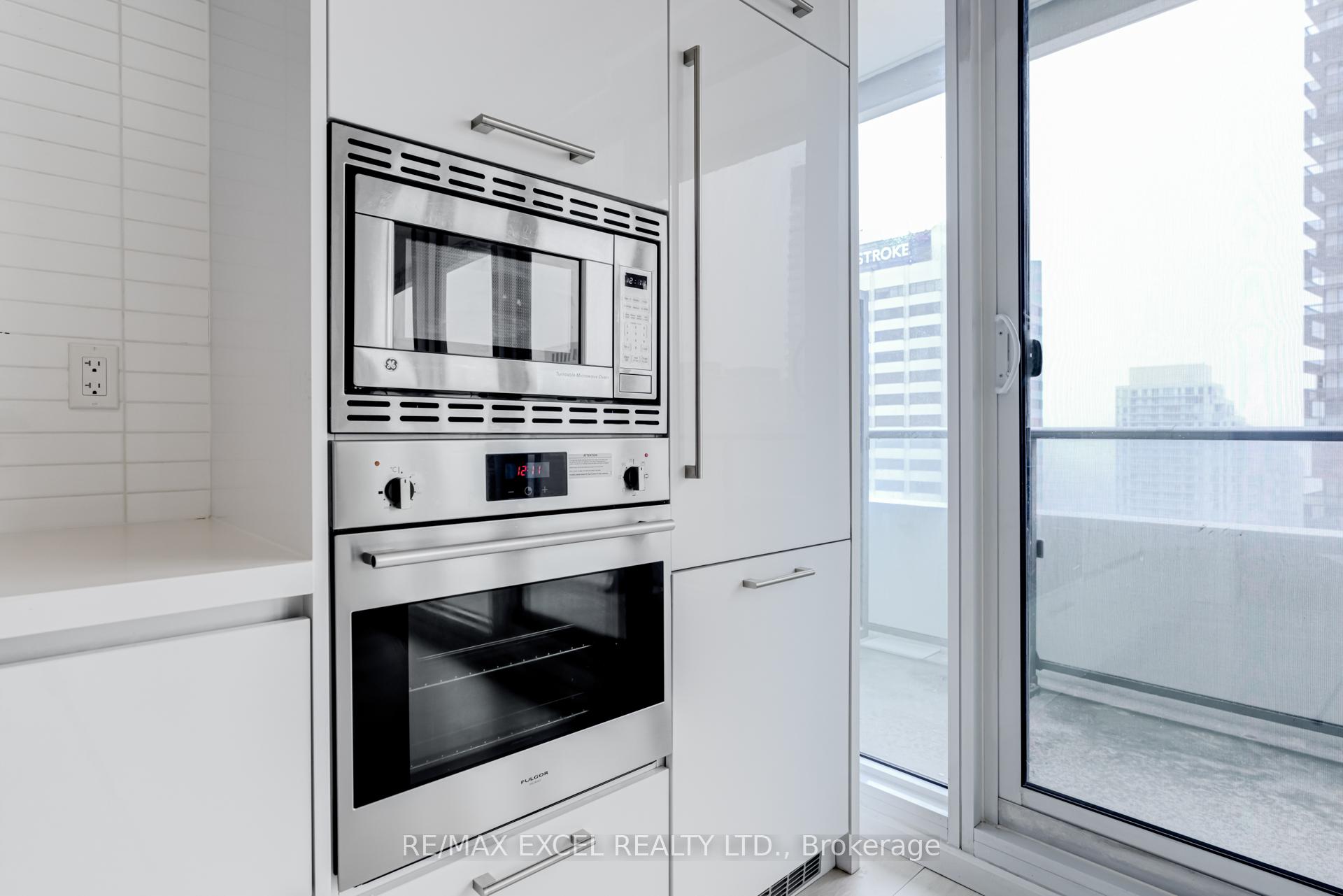 Photo 42 of Unit 2911, 2221 Yonge Street, Toronto, Mount Pleasant West — HOMEH