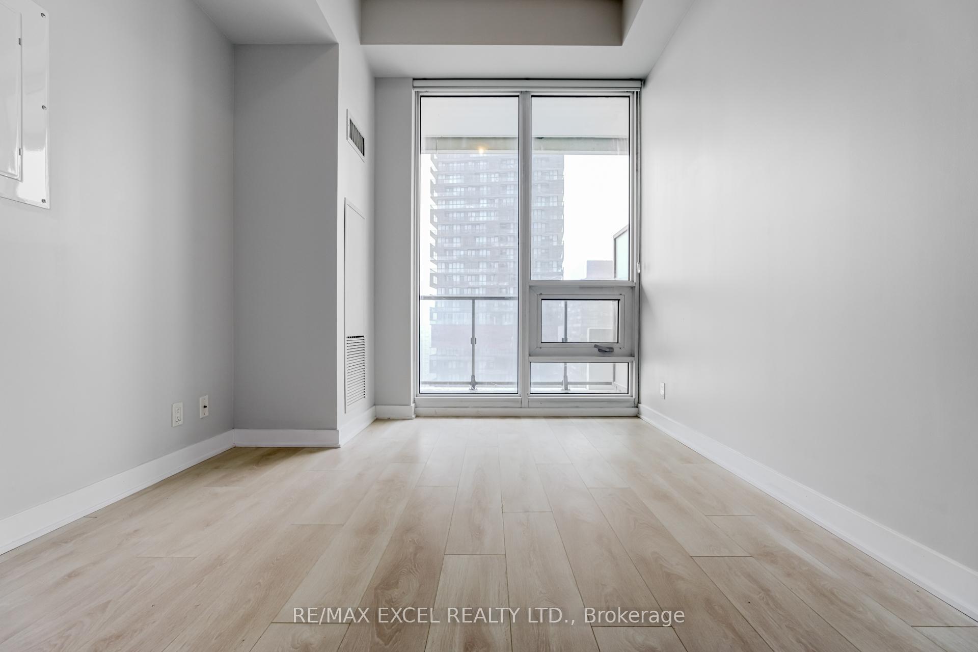 Photo 18 of Unit 2911, 2221 Yonge Street, Toronto, Mount Pleasant West — HOMEH