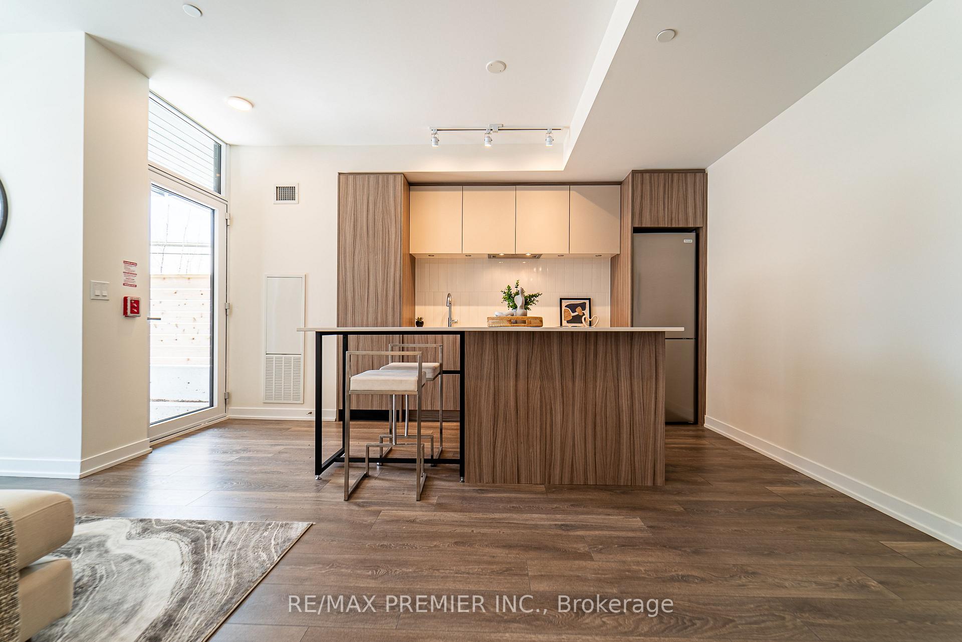 Photo 5 of Unit B104, 7950 Bathurst Street, Vaughan, Beverley Glen — HOMEH