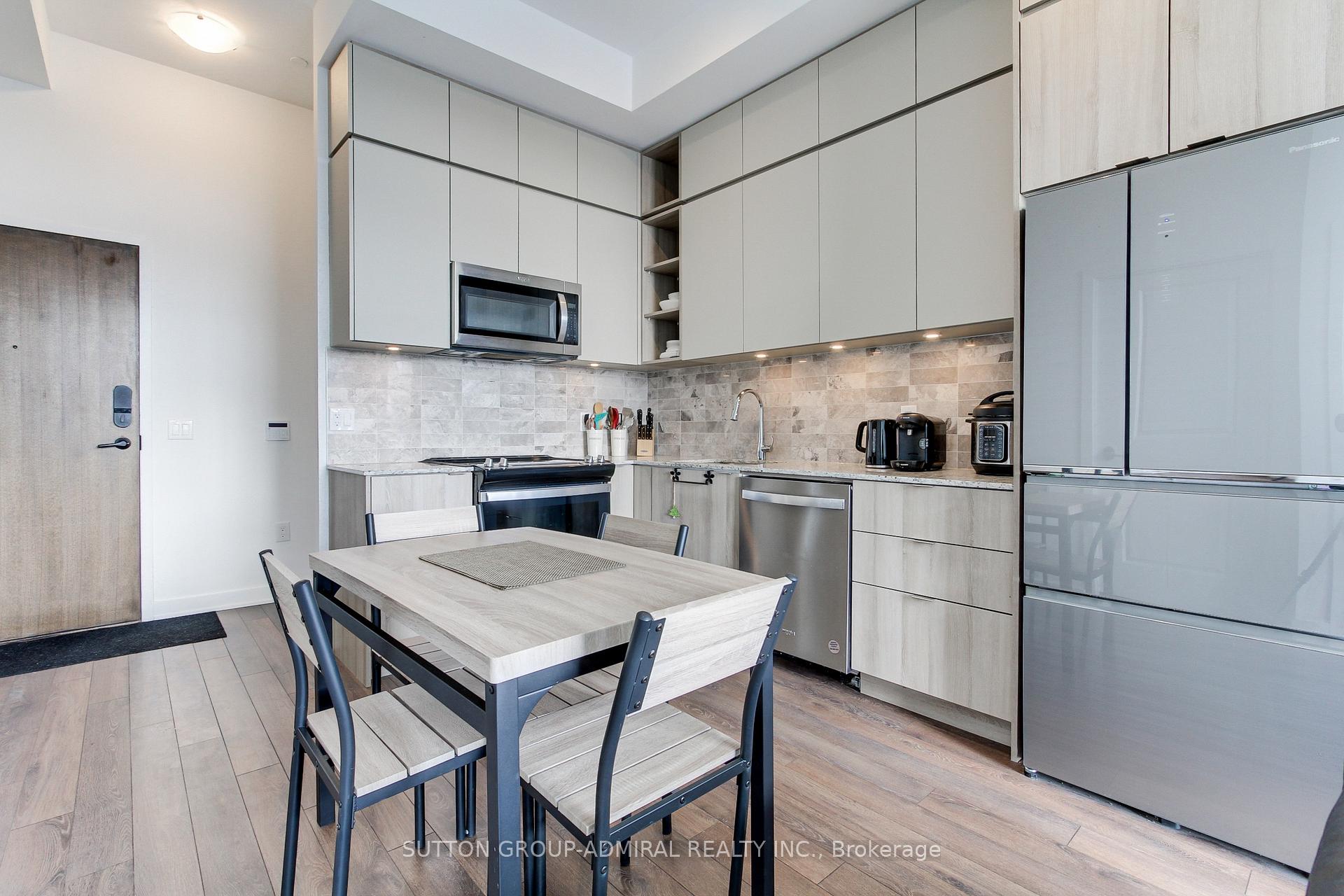 Photo 2 of Unit 1208, 100 Eagle Rock Way, Vaughan, Rural Vaughan — HOMEH