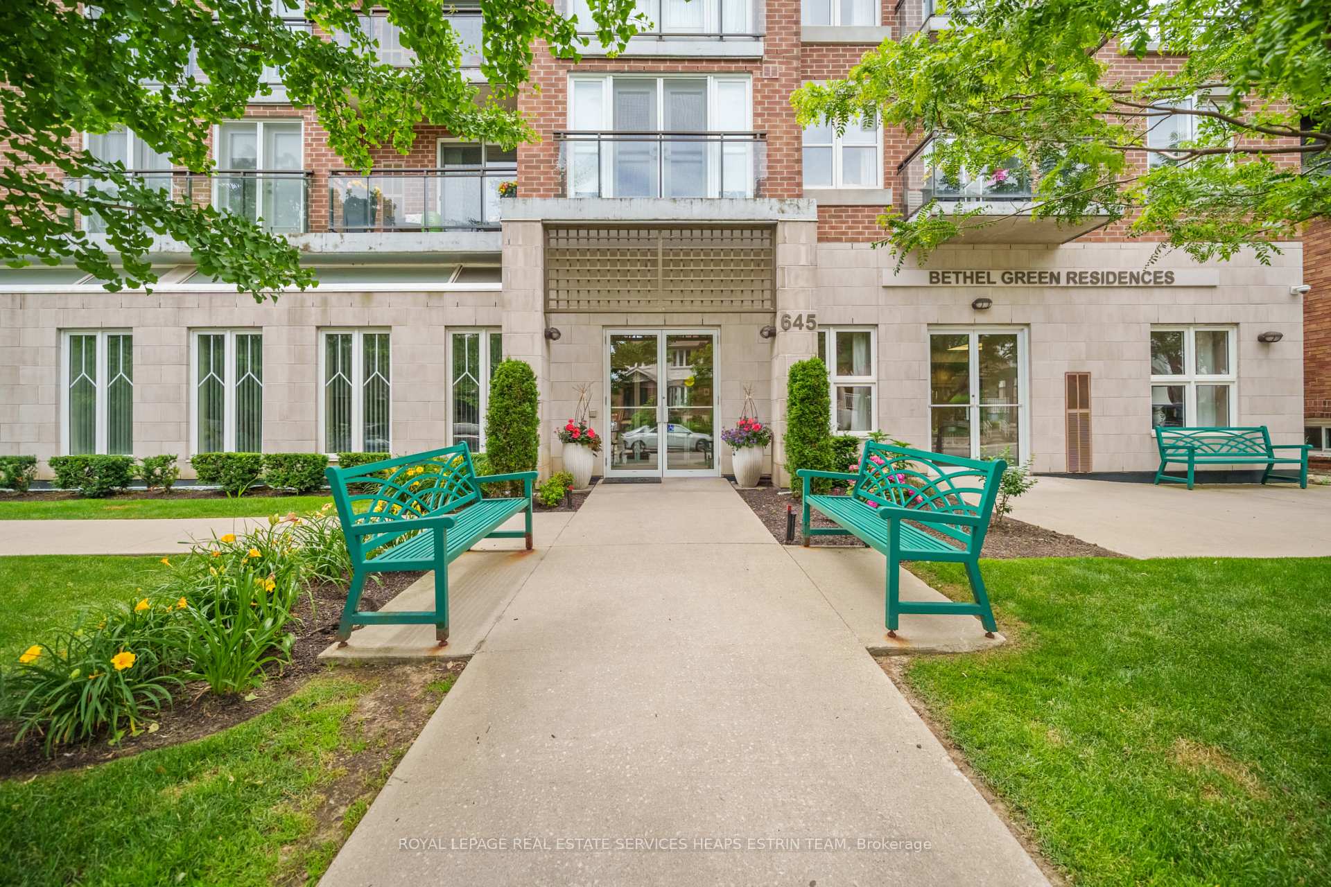 Photo 1 of Unit 102, 645 Millwood Road, Toronto, Mount Pleasant East — HOMEH
