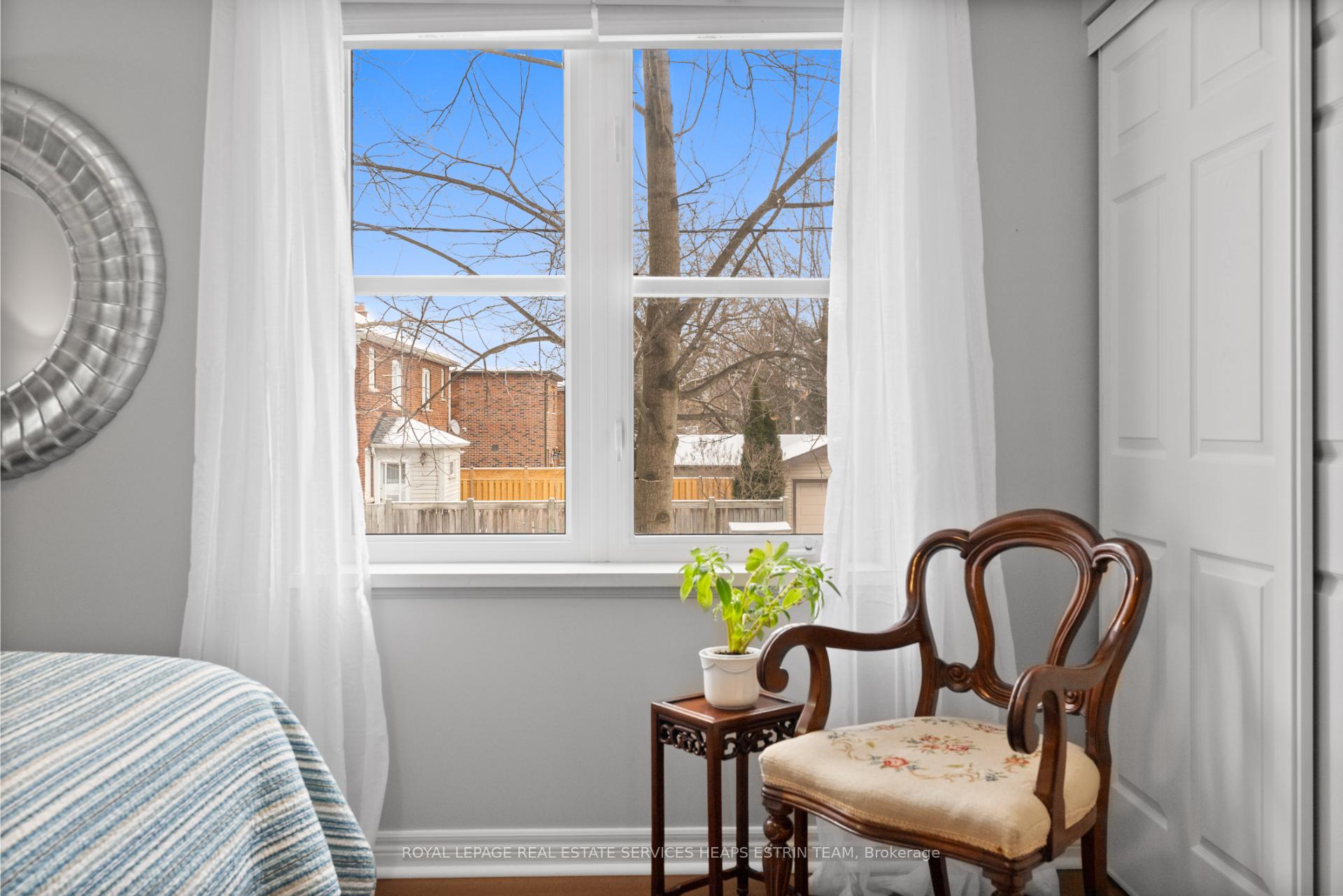 Photo 8 of Unit 102, 645 Millwood Road, Toronto, Mount Pleasant East — HOMEH