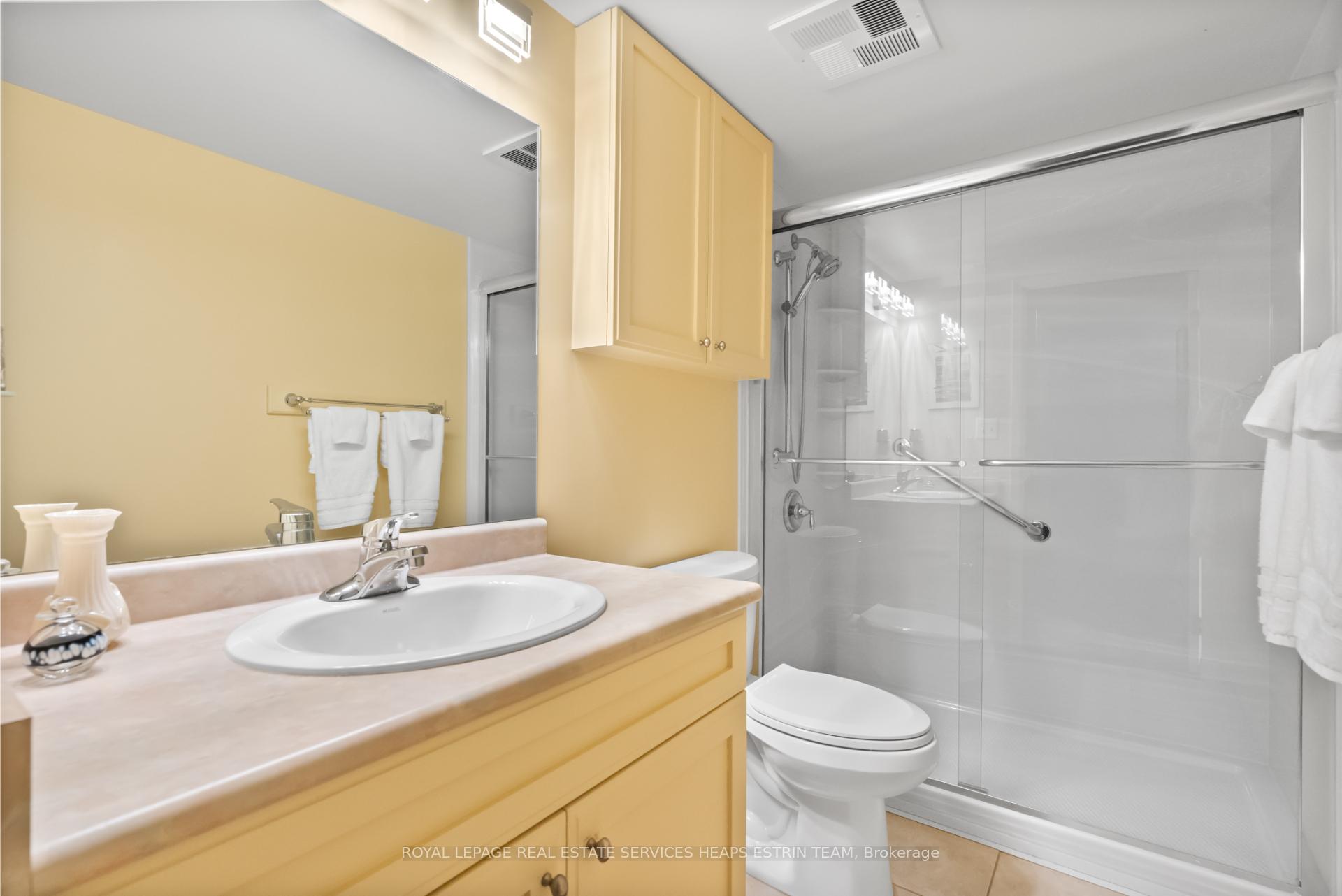 Photo 17 of Unit 102, 645 Millwood Road, Toronto, Mount Pleasant East — HOMEH