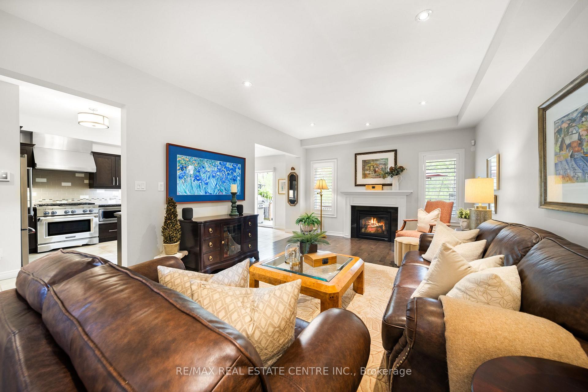 Photo 9 of Unit 17, 441 Stonehenge Drive, Hamilton, Meadowlands — HOMEH