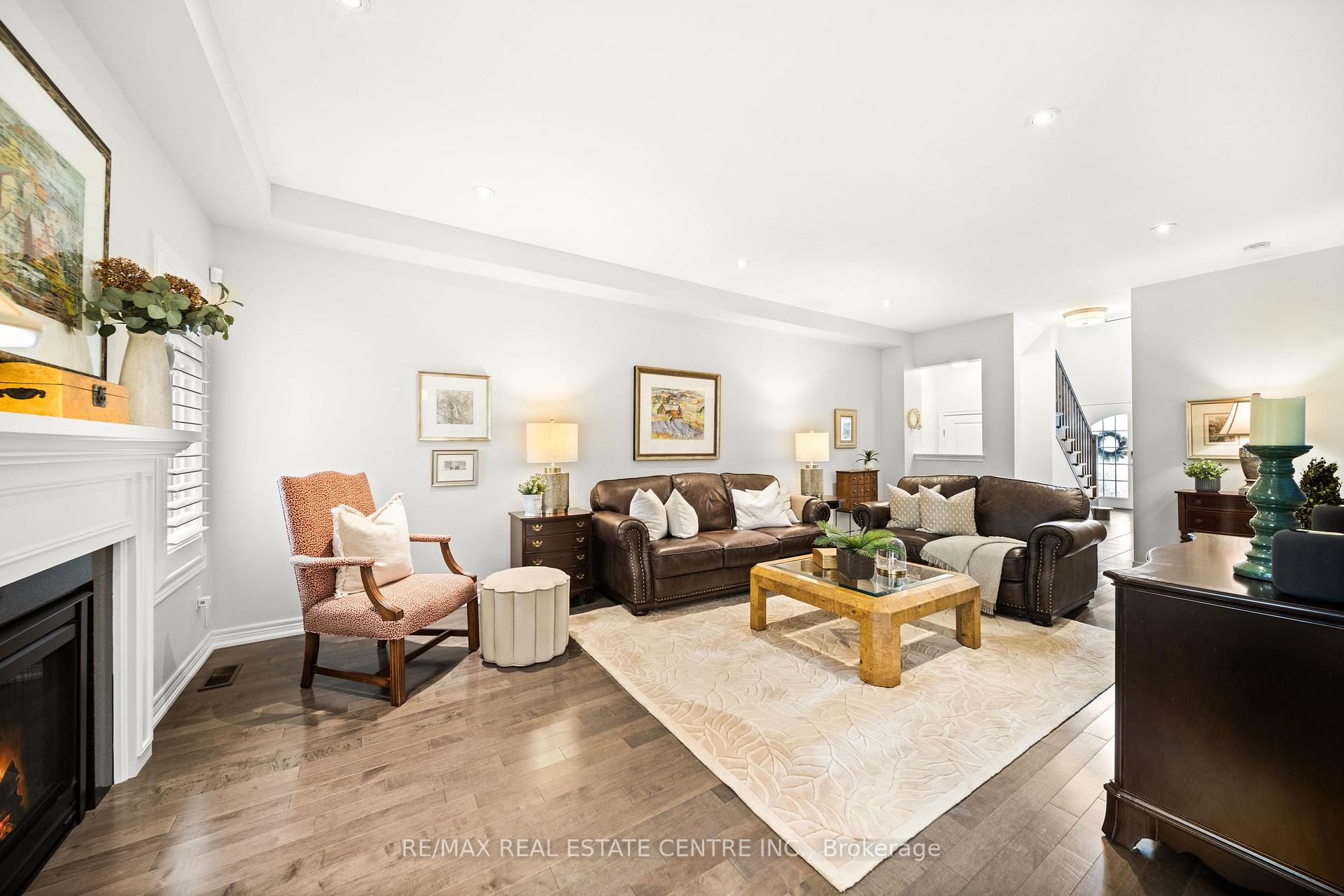 Photo 21 of Unit 17, 441 Stonehenge Drive, Hamilton, Meadowlands — HOMEH