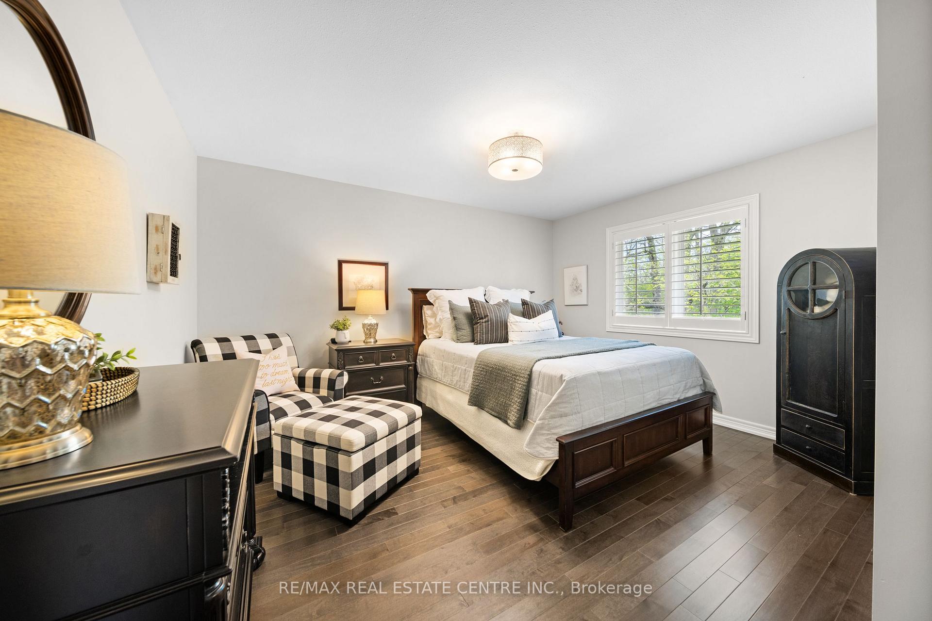 Photo 30 of Unit 17, 441 Stonehenge Drive, Hamilton, Meadowlands — HOMEH
