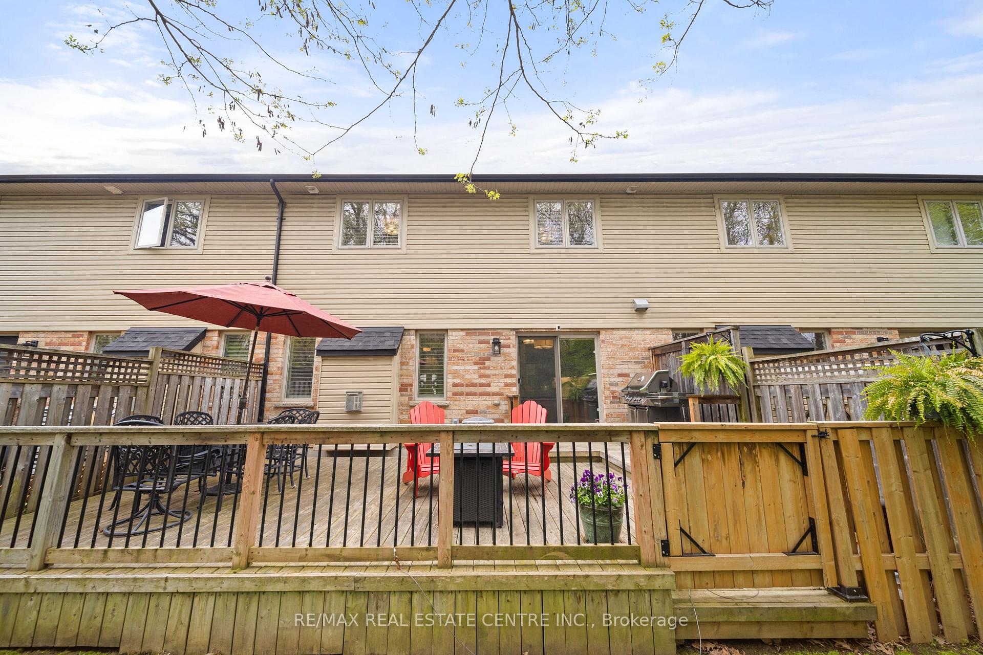 Photo 46 of Unit 17, 441 Stonehenge Drive, Hamilton, Meadowlands — HOMEH
