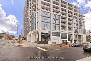 Front of Unit 211, 2020 Bathurst Street S