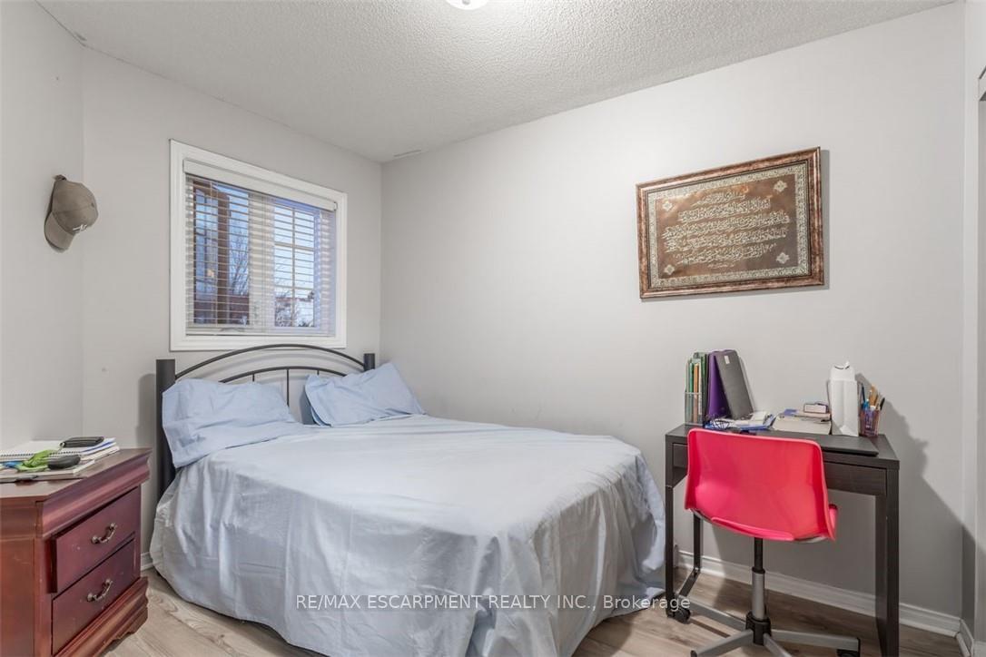 Photo 16 of Unit 11, 75 Ryans Way, Hamilton, Waterdown — HOMEH