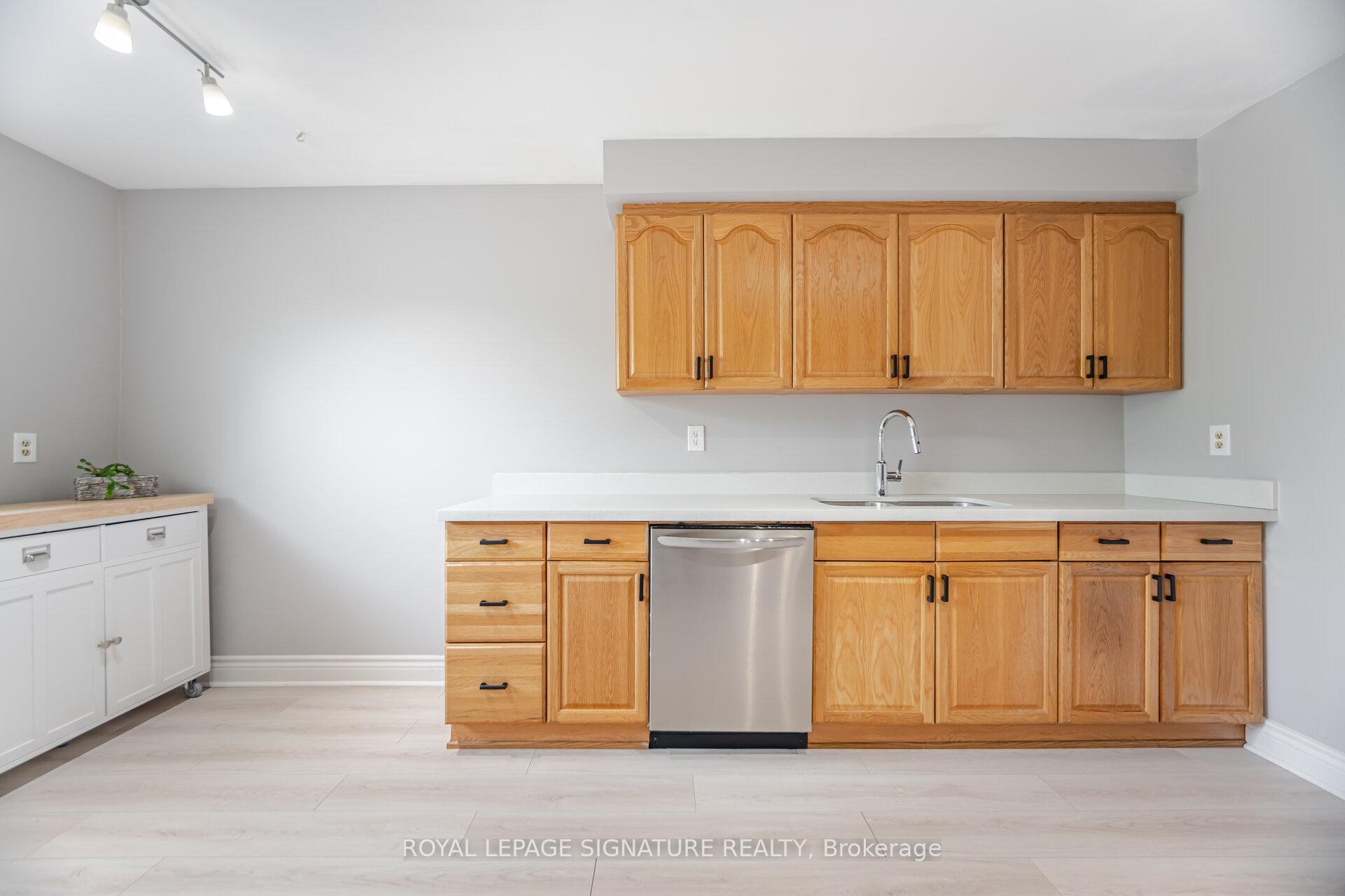 Photo 4 of Unit 113, 1915 Denmar Road, Pickering, Village East — HOMEH