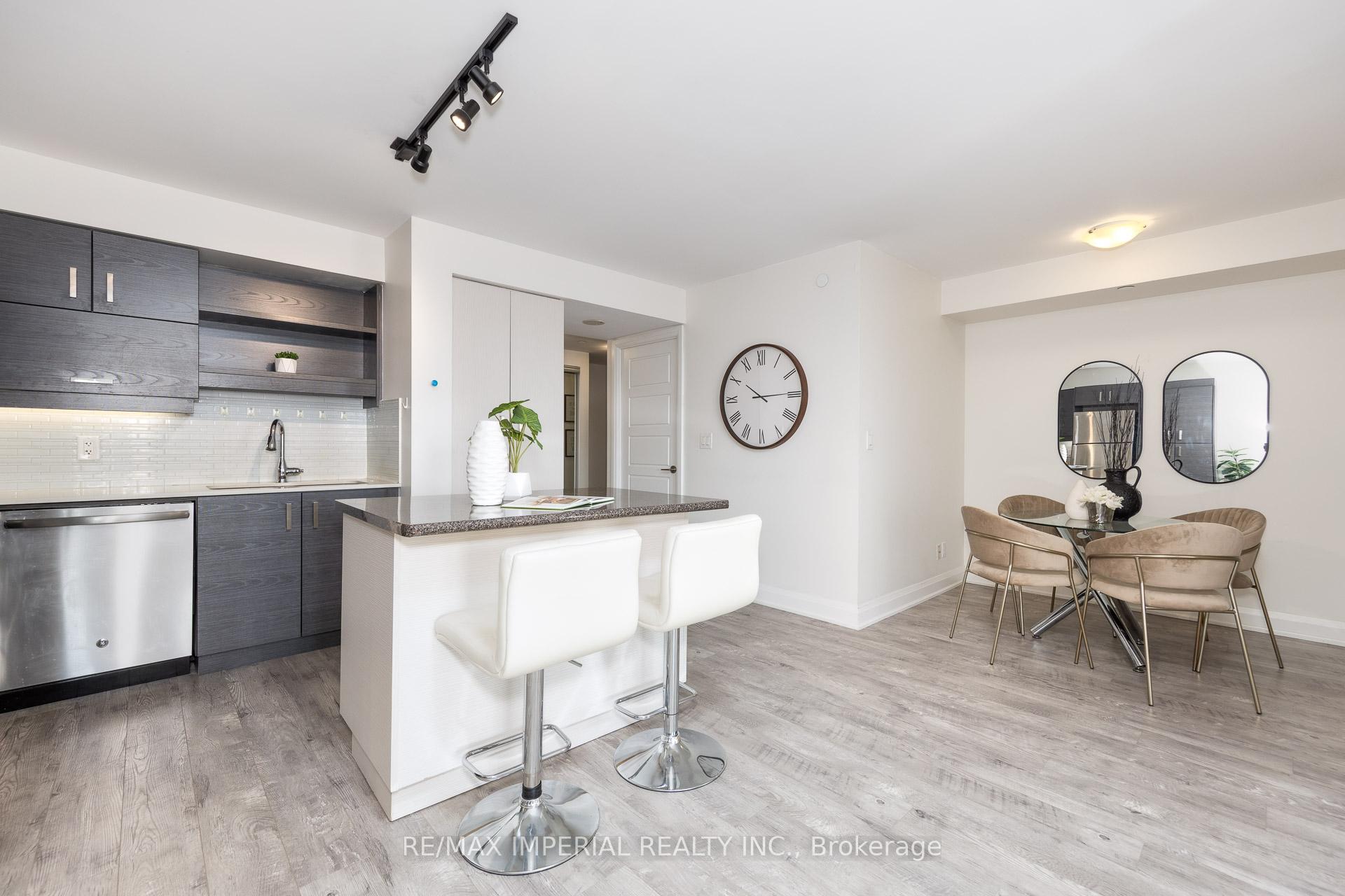 Photo 8 of Unit 1905, 1 uptown Drive, Markham, Unionville — HOMEH
