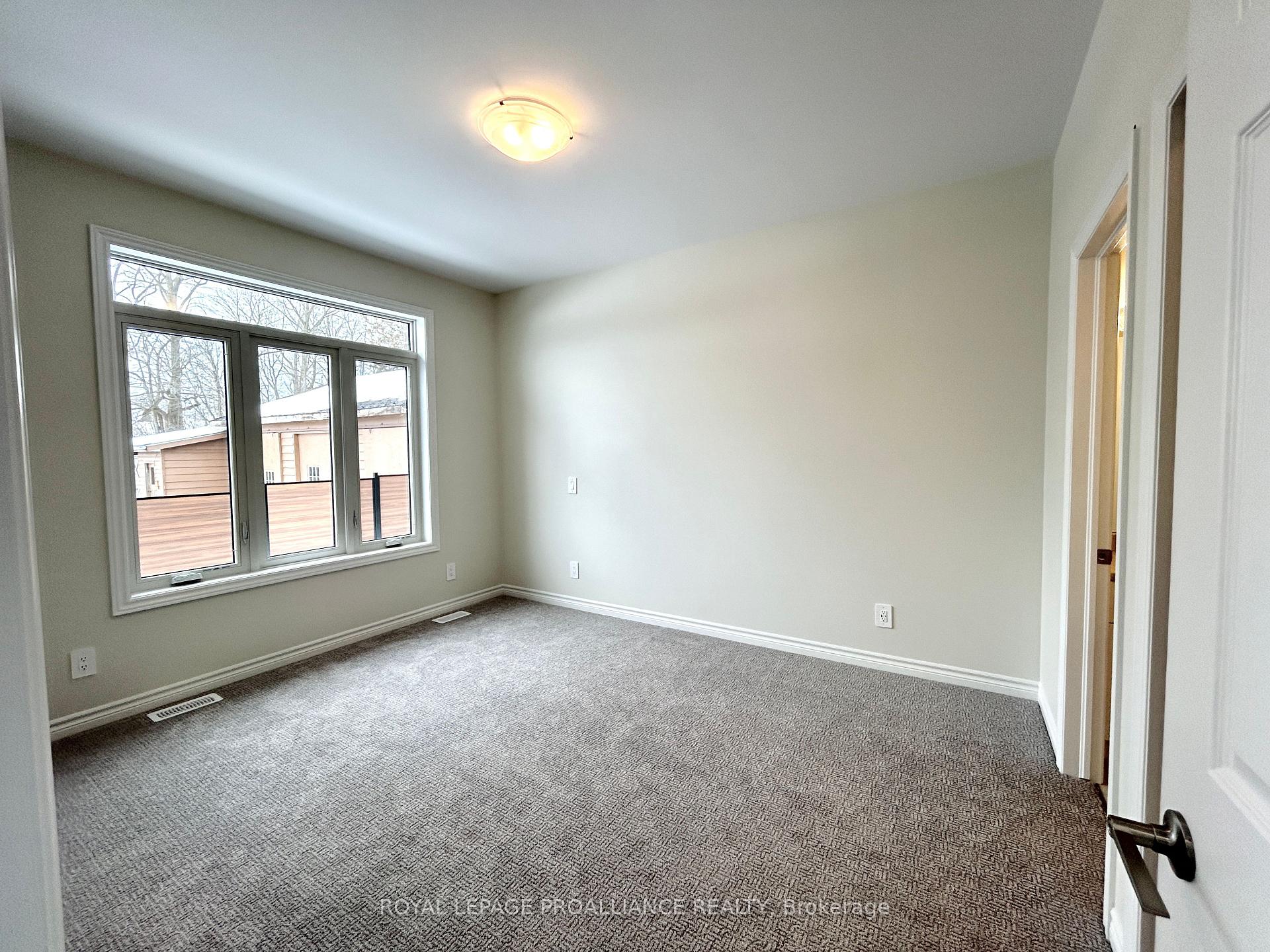 Photo 9 of Unit 4, 99 Cloverleaf Drive, Belleville, Belleville Ward — HOMEH